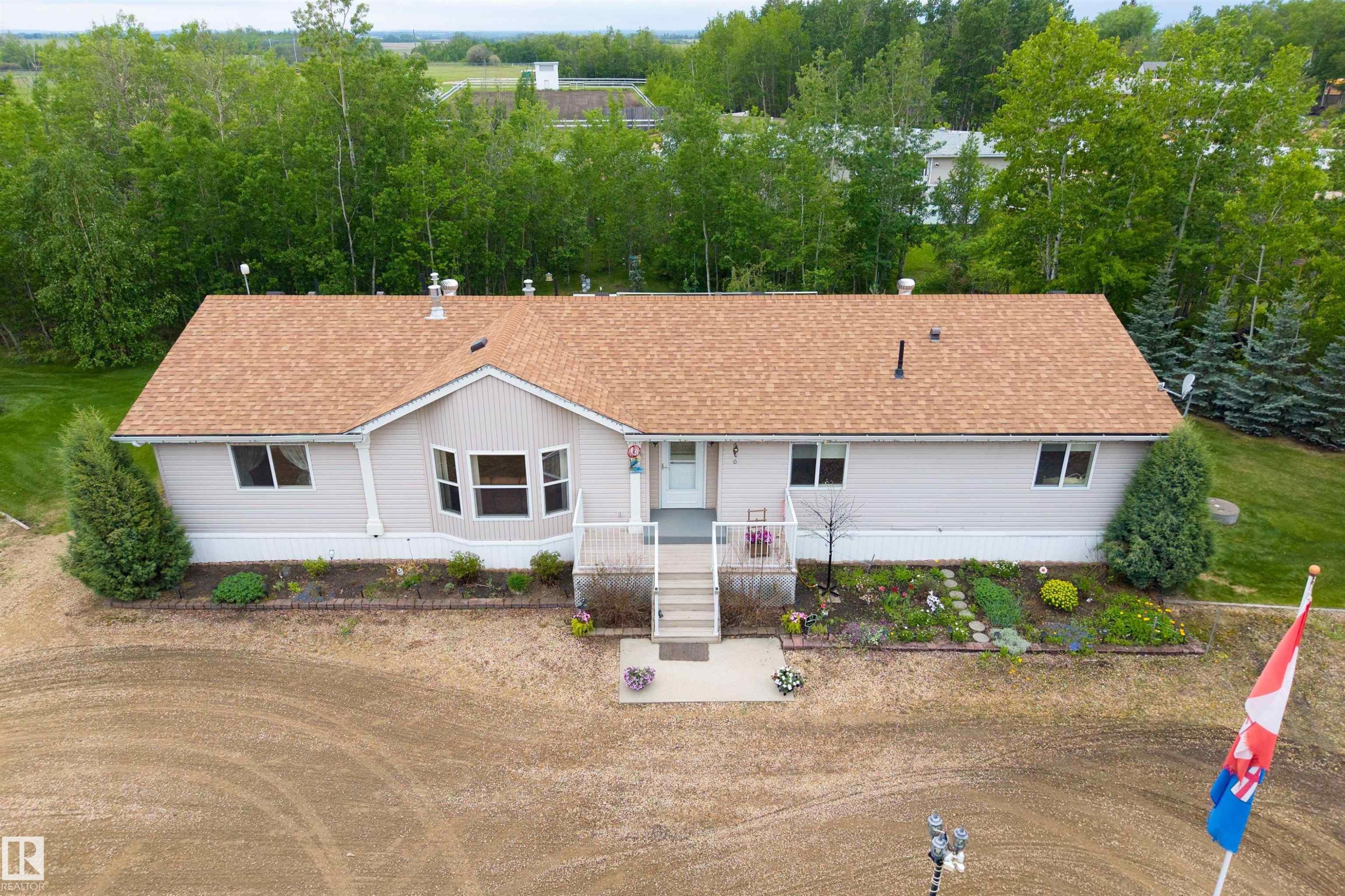 4901 48 Avenue, Busby, AB