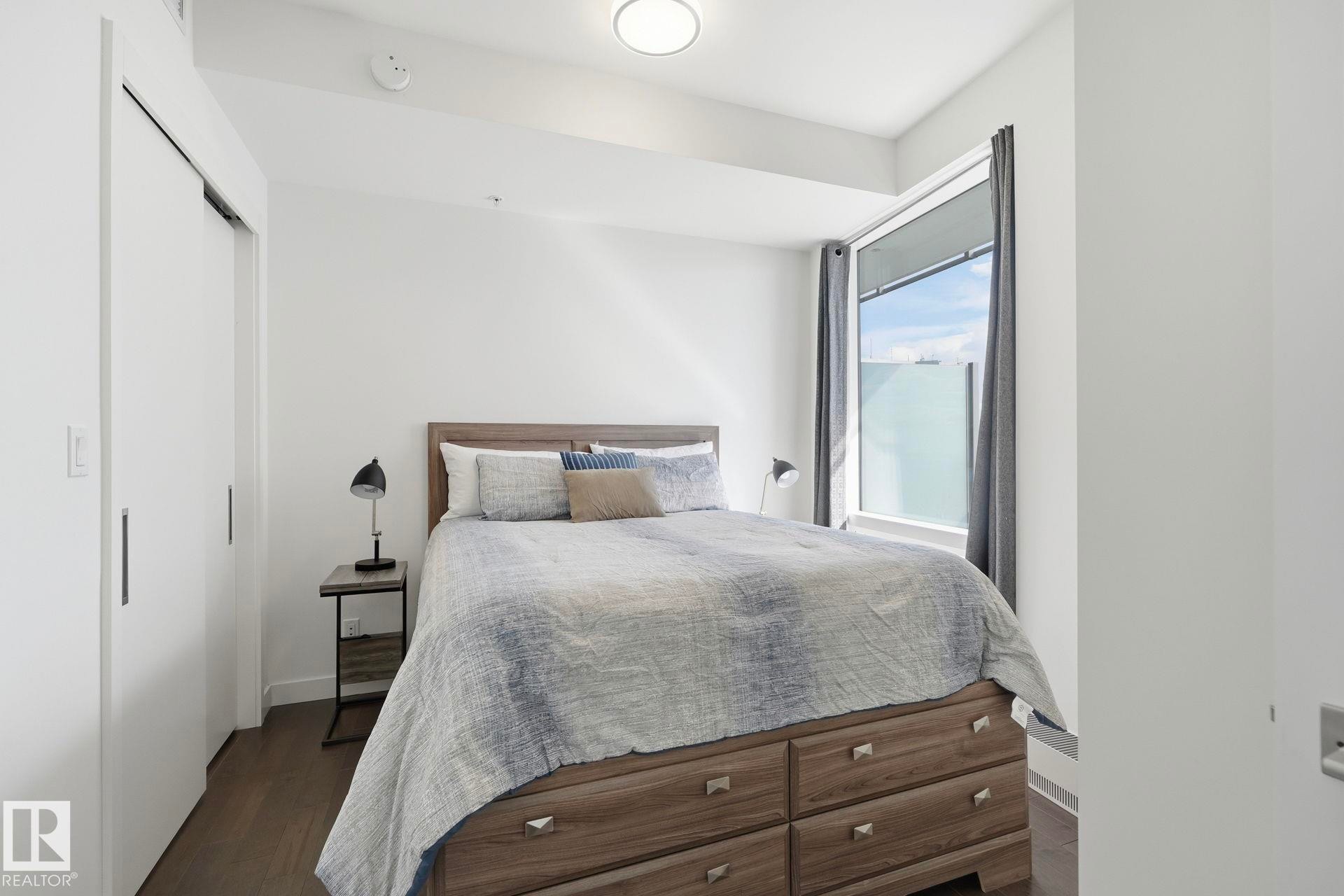 3308 10360 102 Street, Edmonton, AB