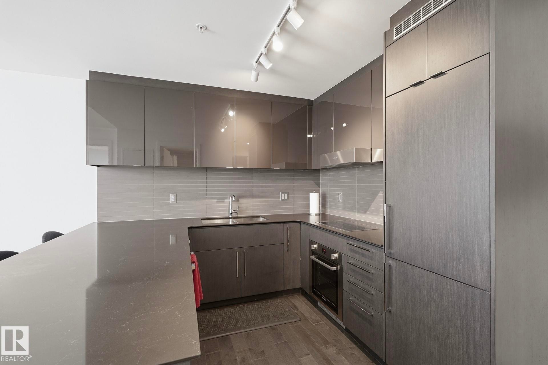 3308 10360 102 Street, Edmonton, AB