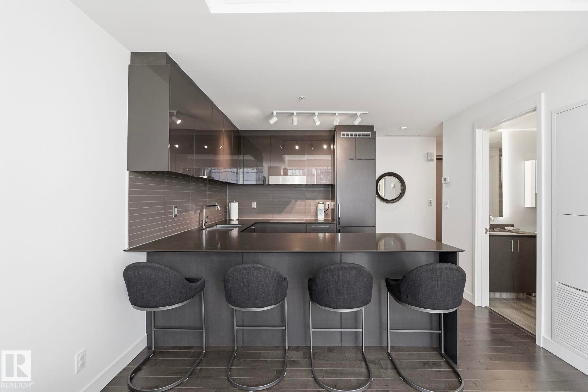 3308 10360 102 Street, Edmonton, AB