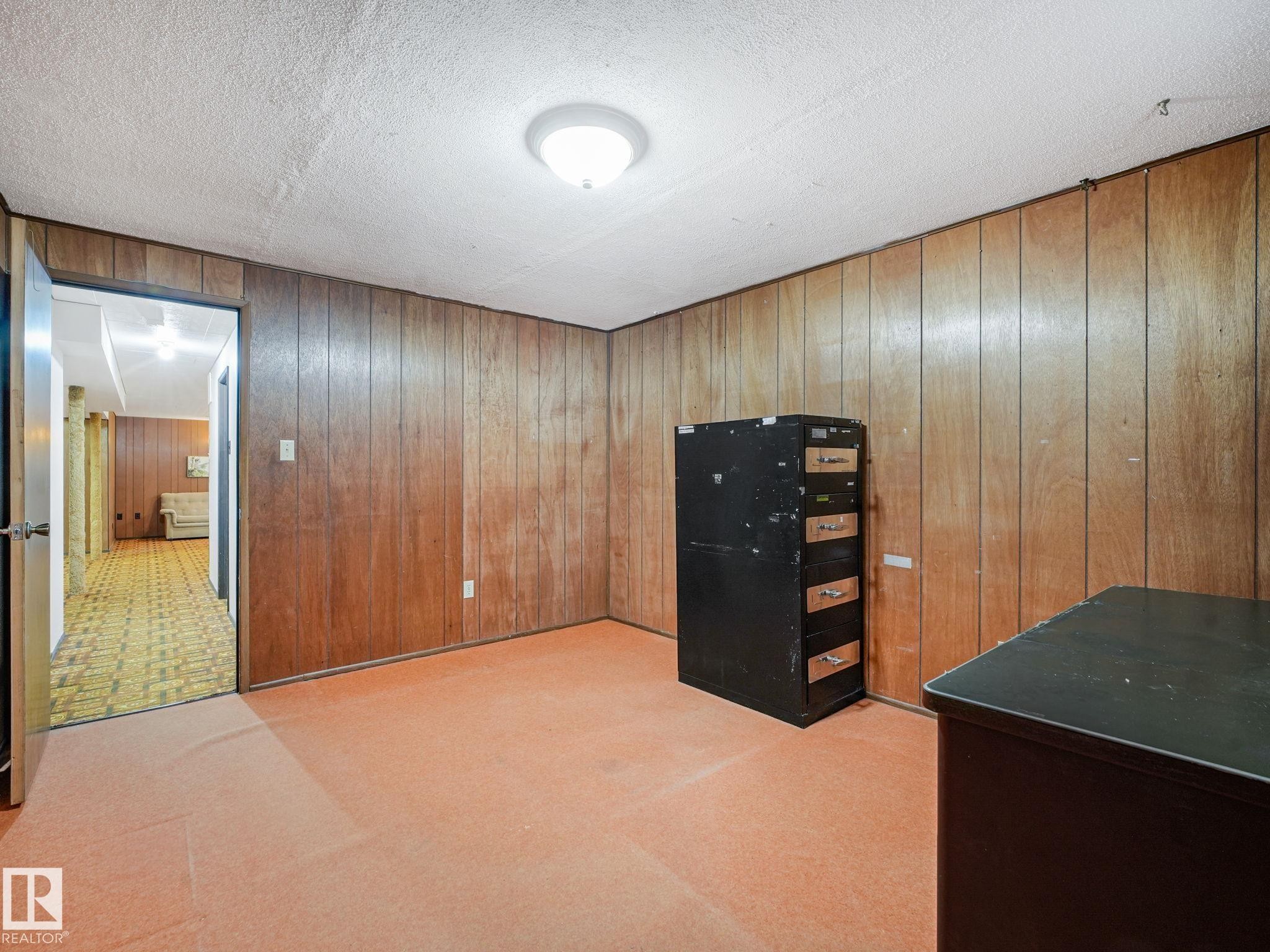 Office - 15011 72A Street, Edmonton, AB