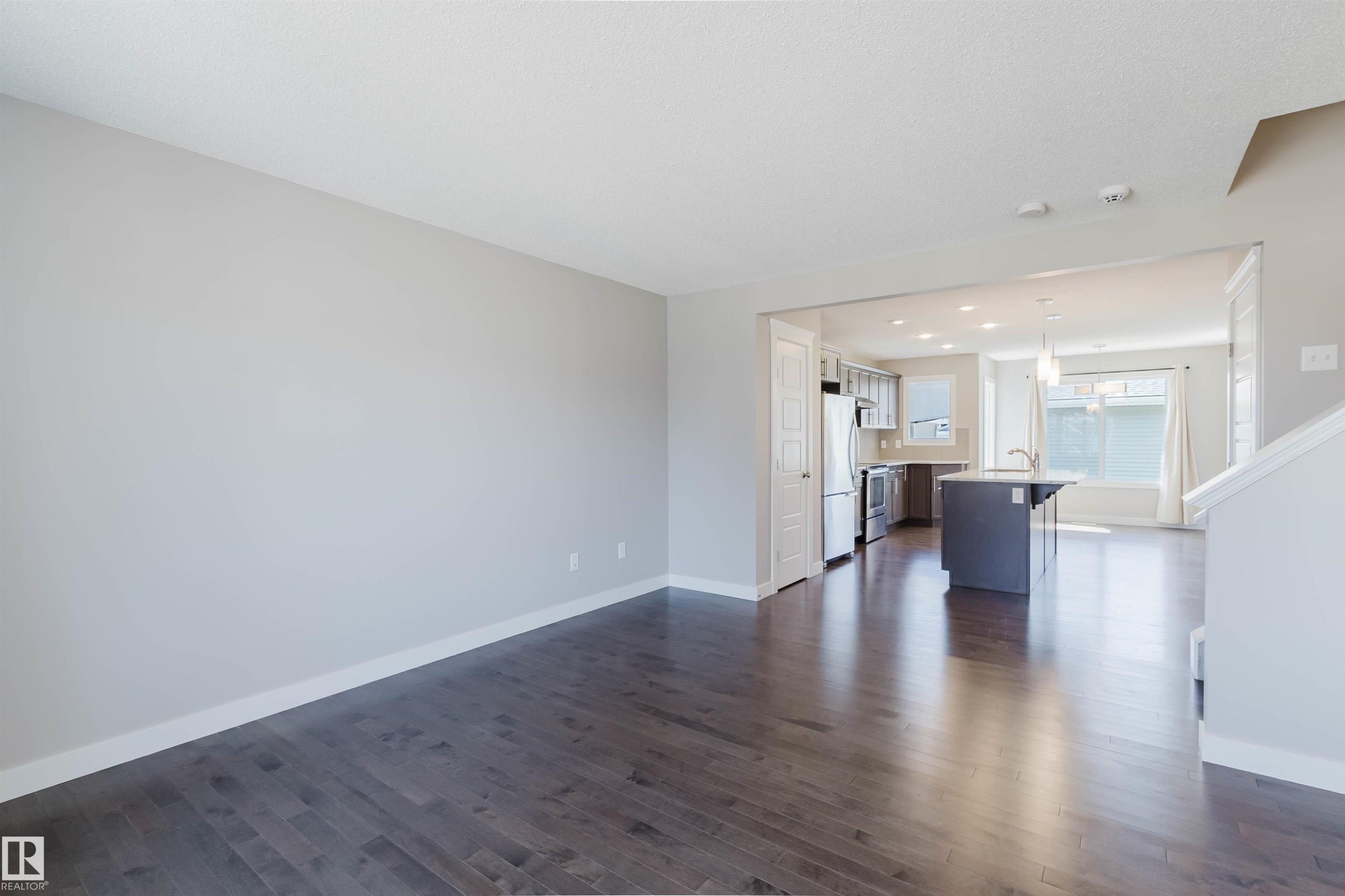 Living room - 2472 Glenridding Boulevard, Edmonton, AB