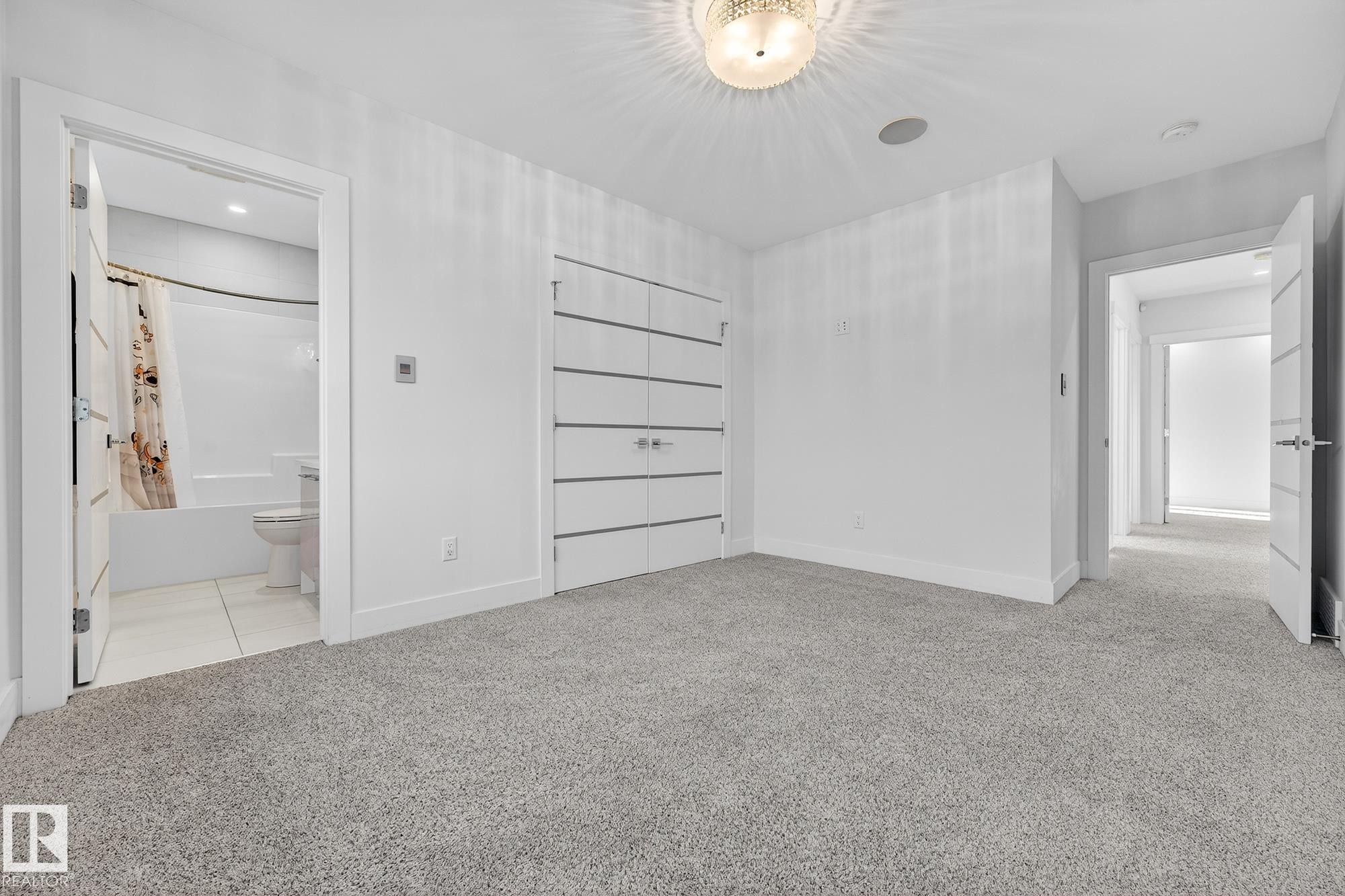 14643 92A Avenue, Edmonton, AB