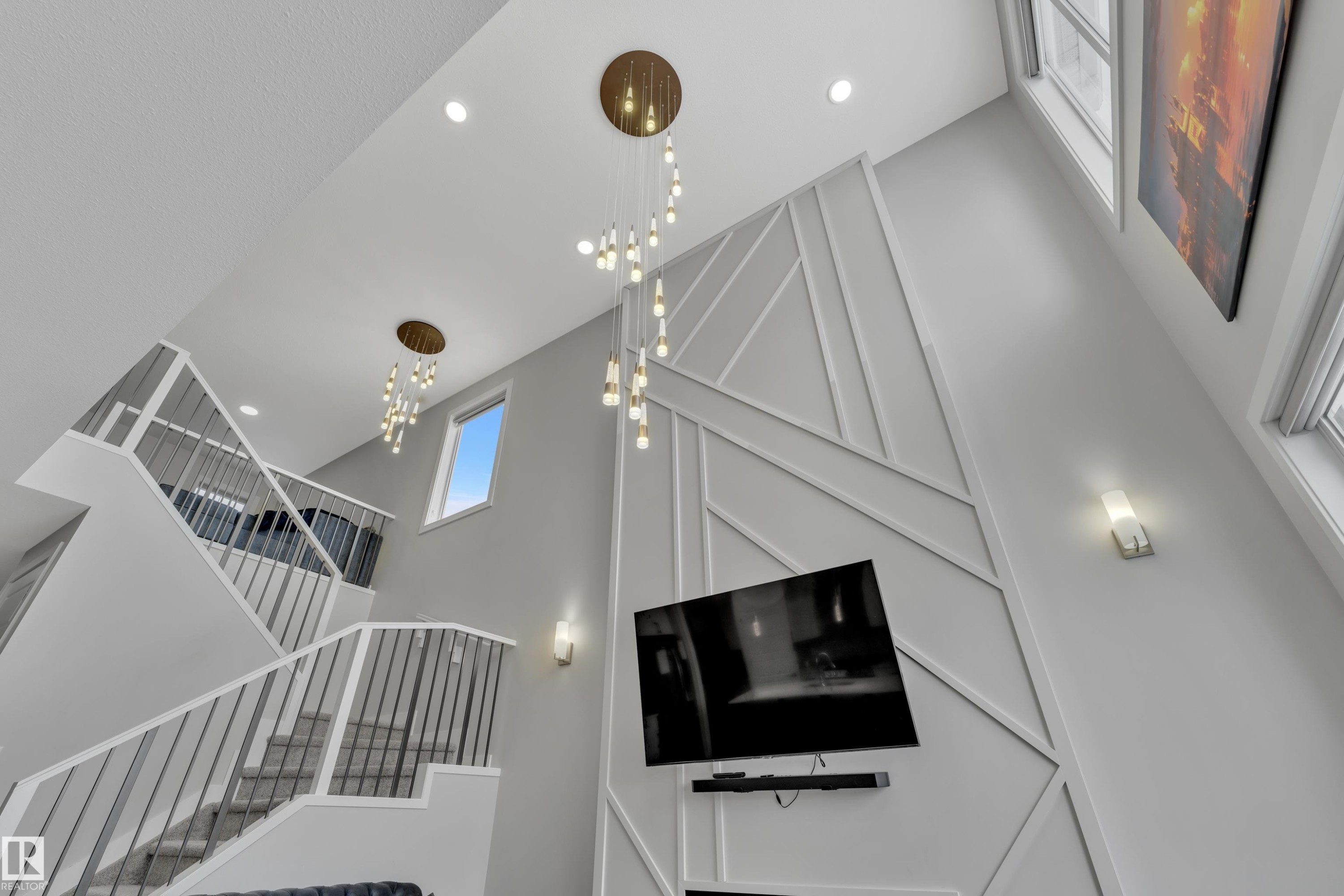 3003 4 Street Nw, Edmonton, AB - Indoor Photo Showing Other Room