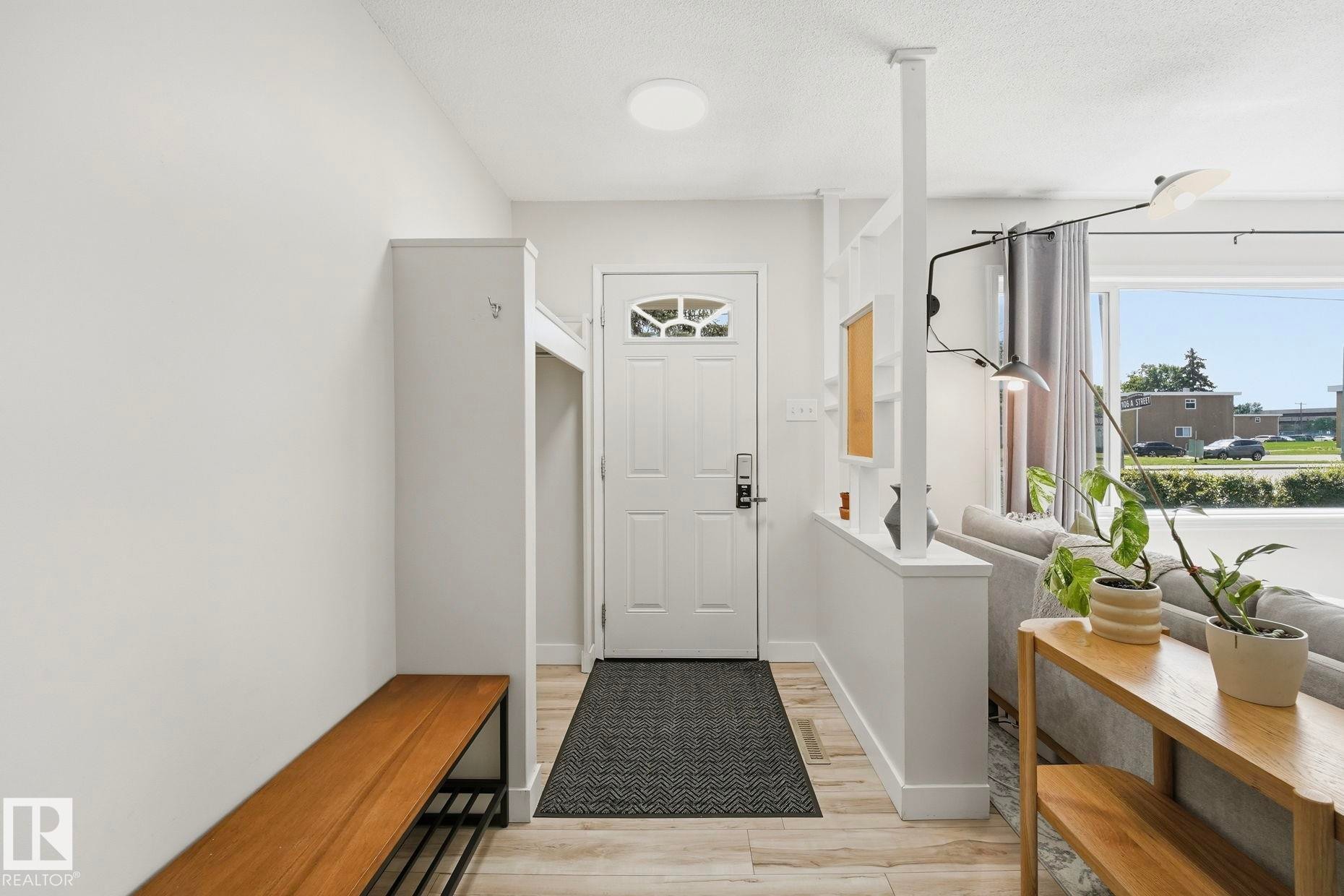 10622 51 Avenue, Edmonton, AB