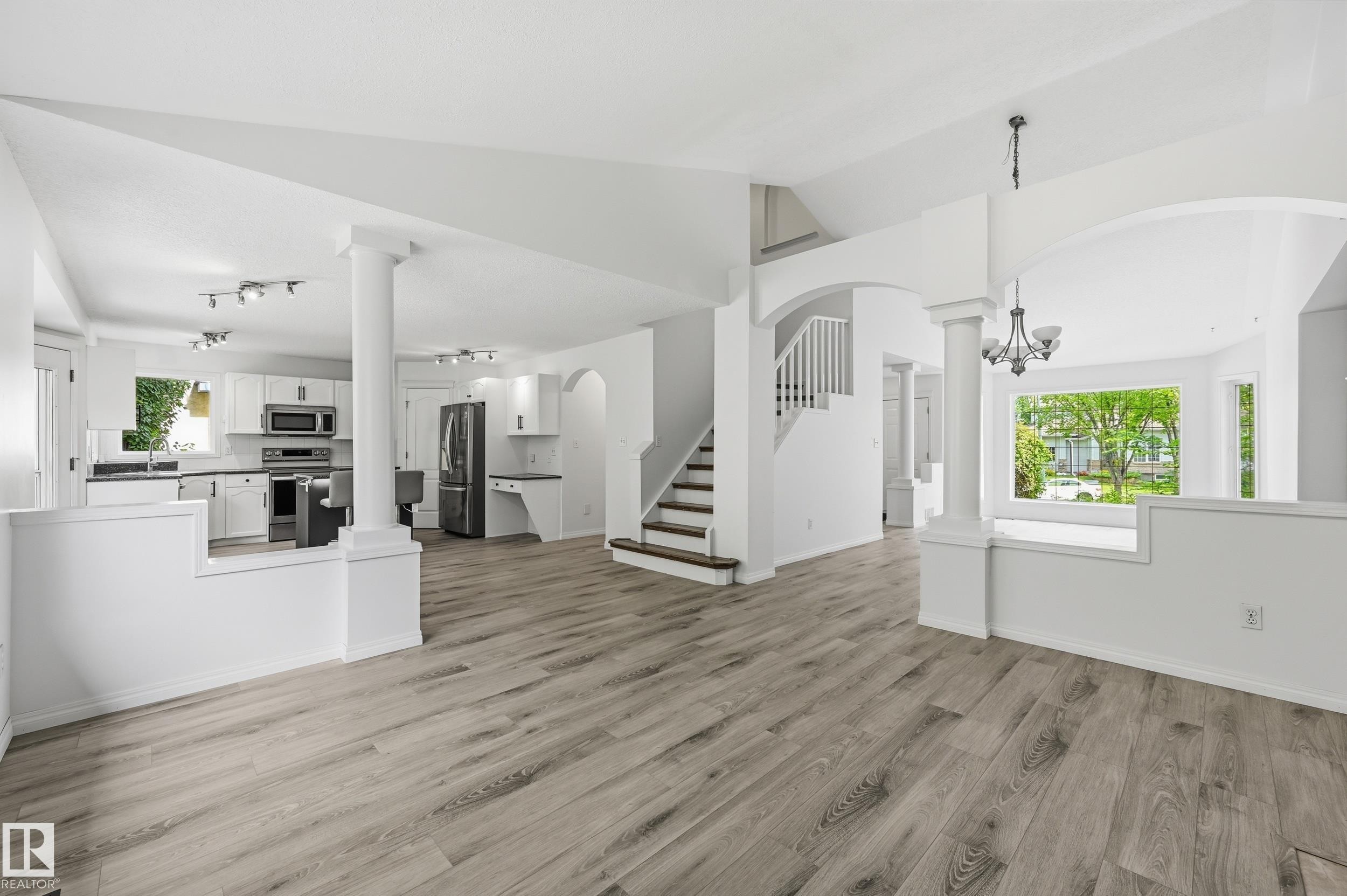 5 Emerson Place, St. Albert, AB - Indoor