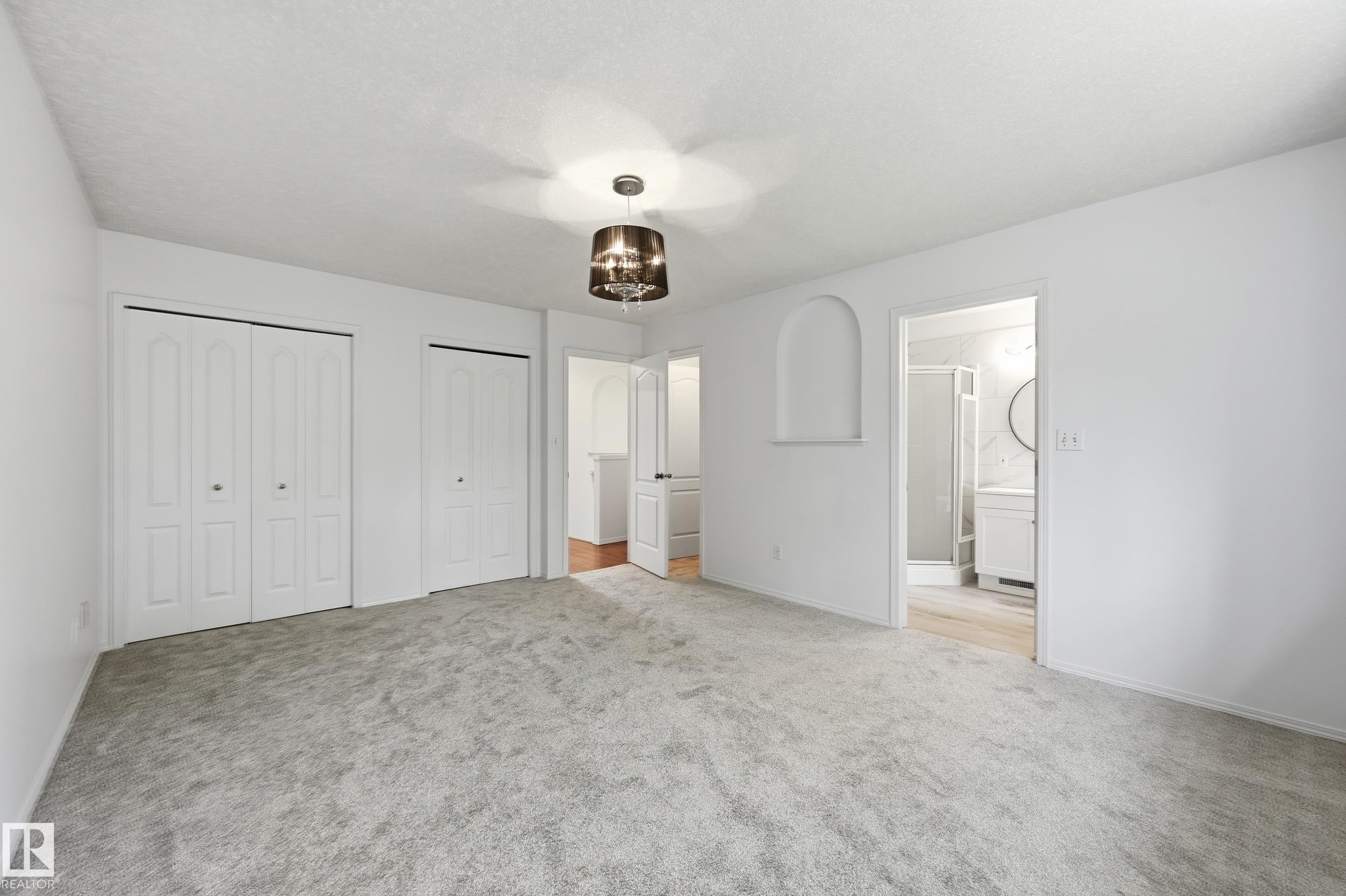 5 Emerson Place, St. Albert, AB - Indoor Photo Showing Other Room