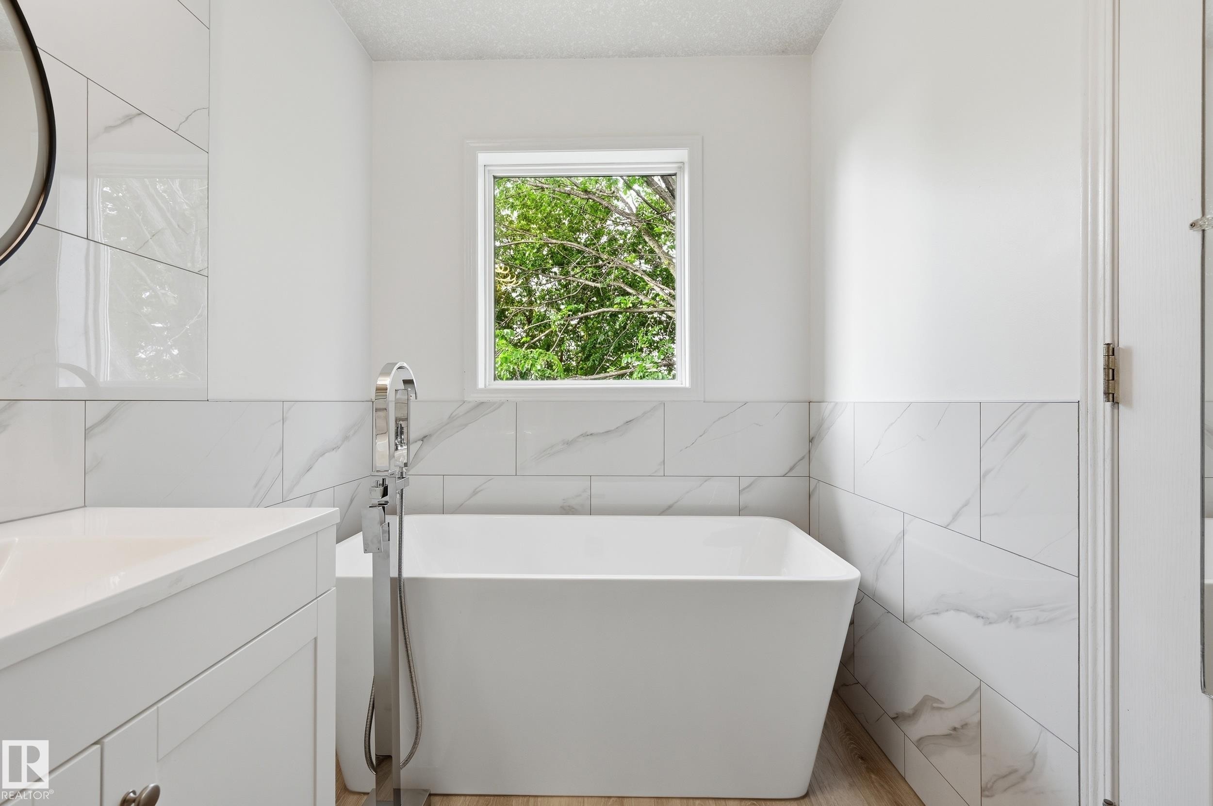 5 Emerson Place, St. Albert, AB - Indoor Photo Showing Bathroom