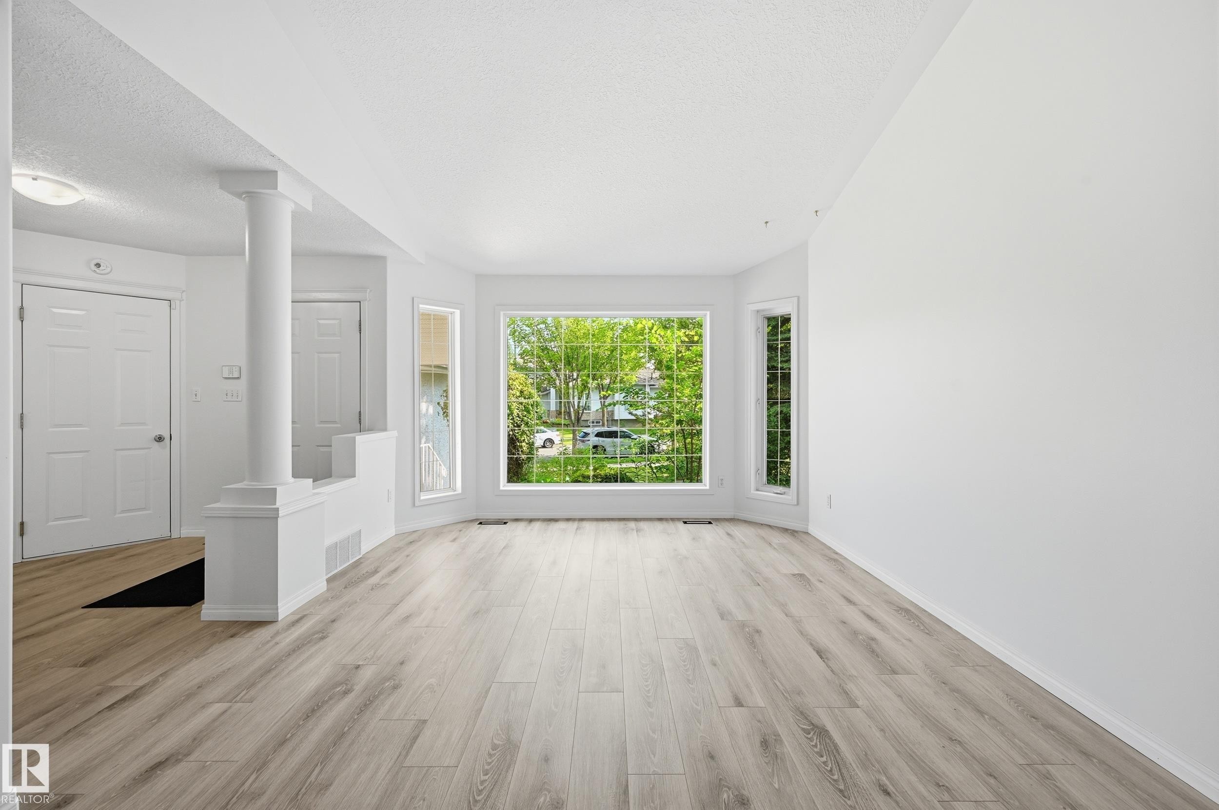 5 Emerson Place, St. Albert, AB - Indoor Photo Showing Other Room