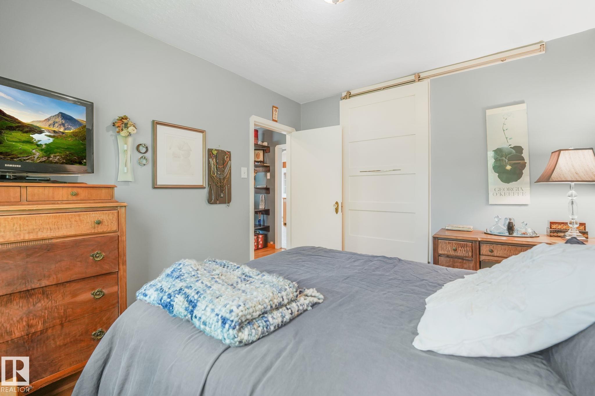 11422 70 Street, Edmonton, AB