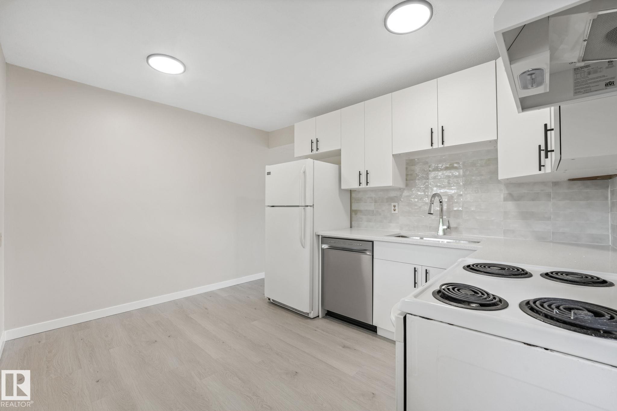10458 55 Avenue, Edmonton, AB