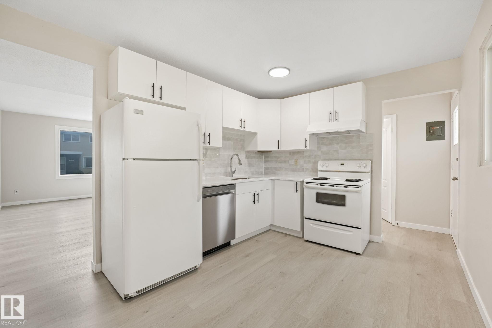 10458 55 Avenue, Edmonton, AB