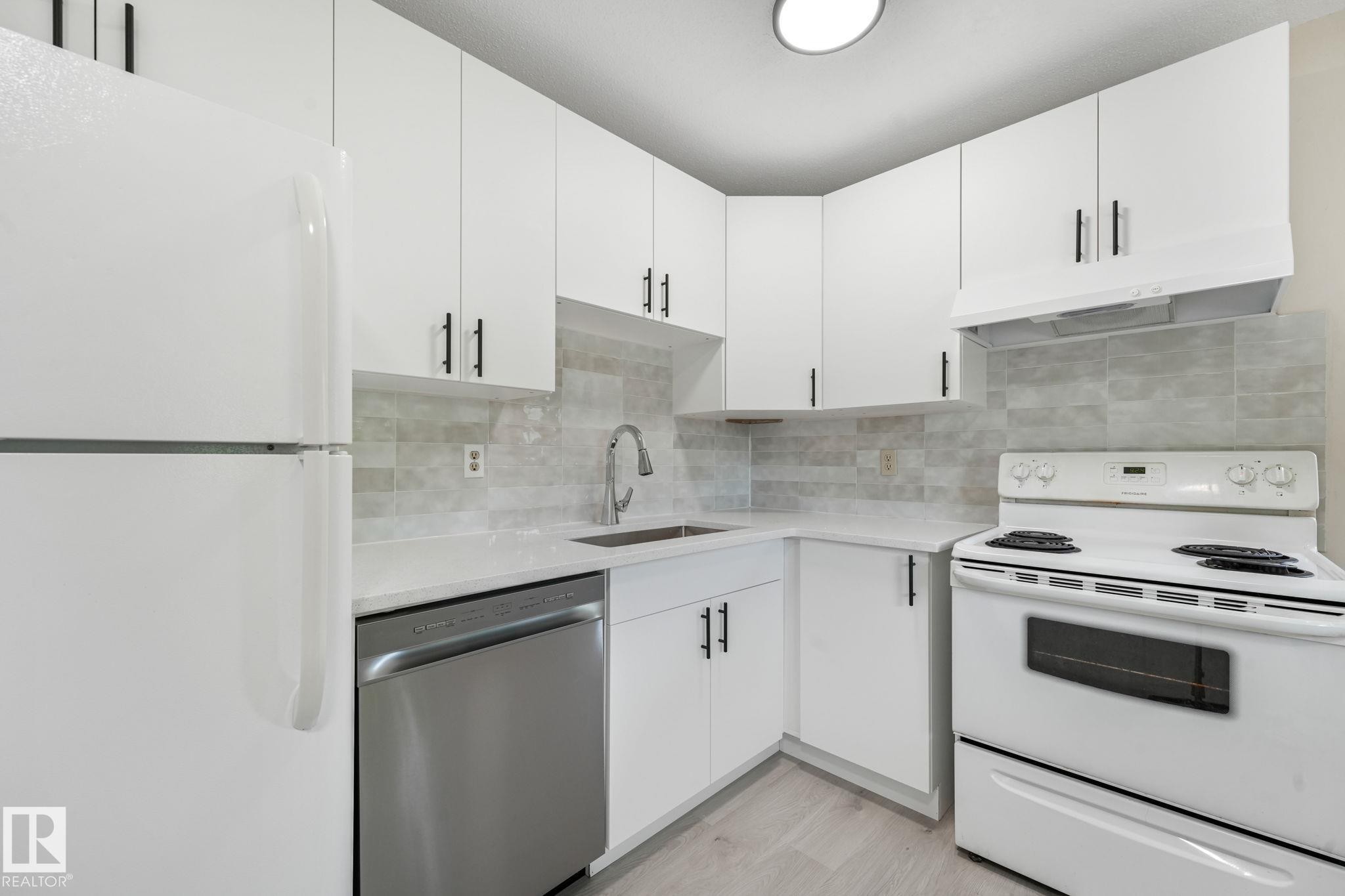10458 55 Avenue, Edmonton, AB
