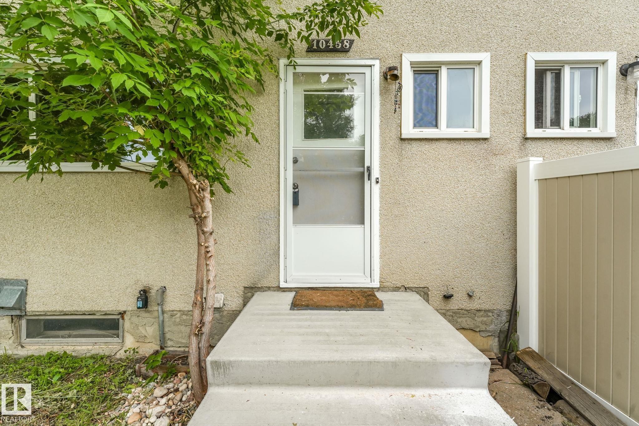 10458 55 Avenue, Edmonton, AB
