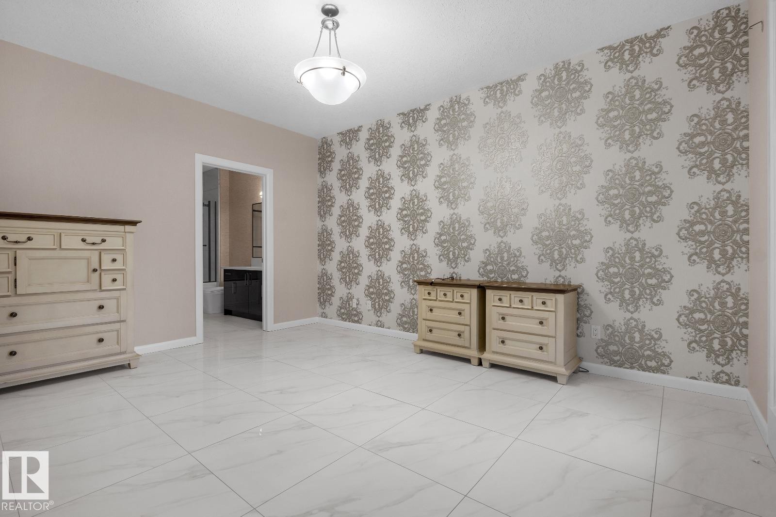 Bedroom - 105 160 Magrath Road, Edmonton, AB