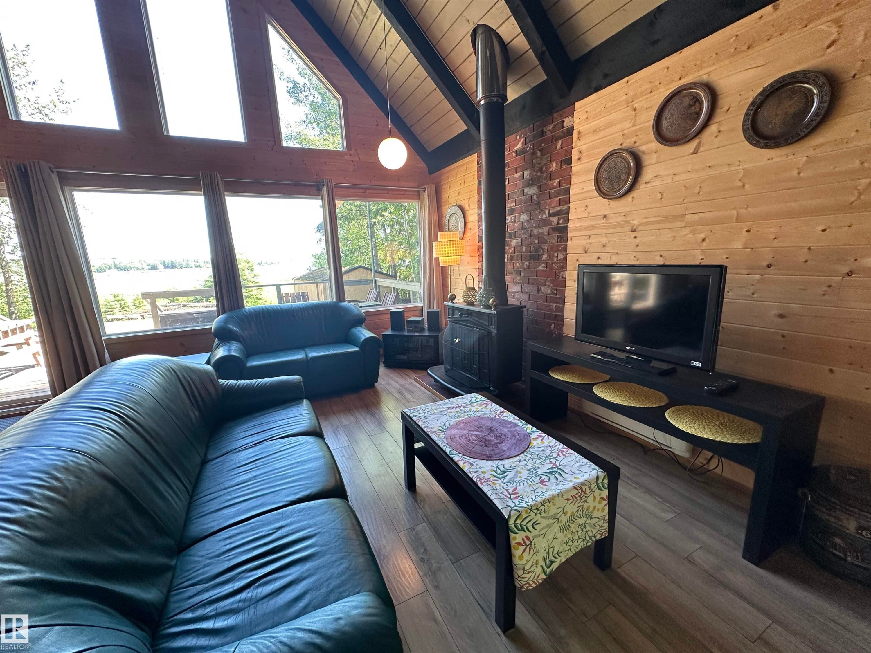 4307 Spruce Point(E), Rural Lac Ste. Anne County, AB