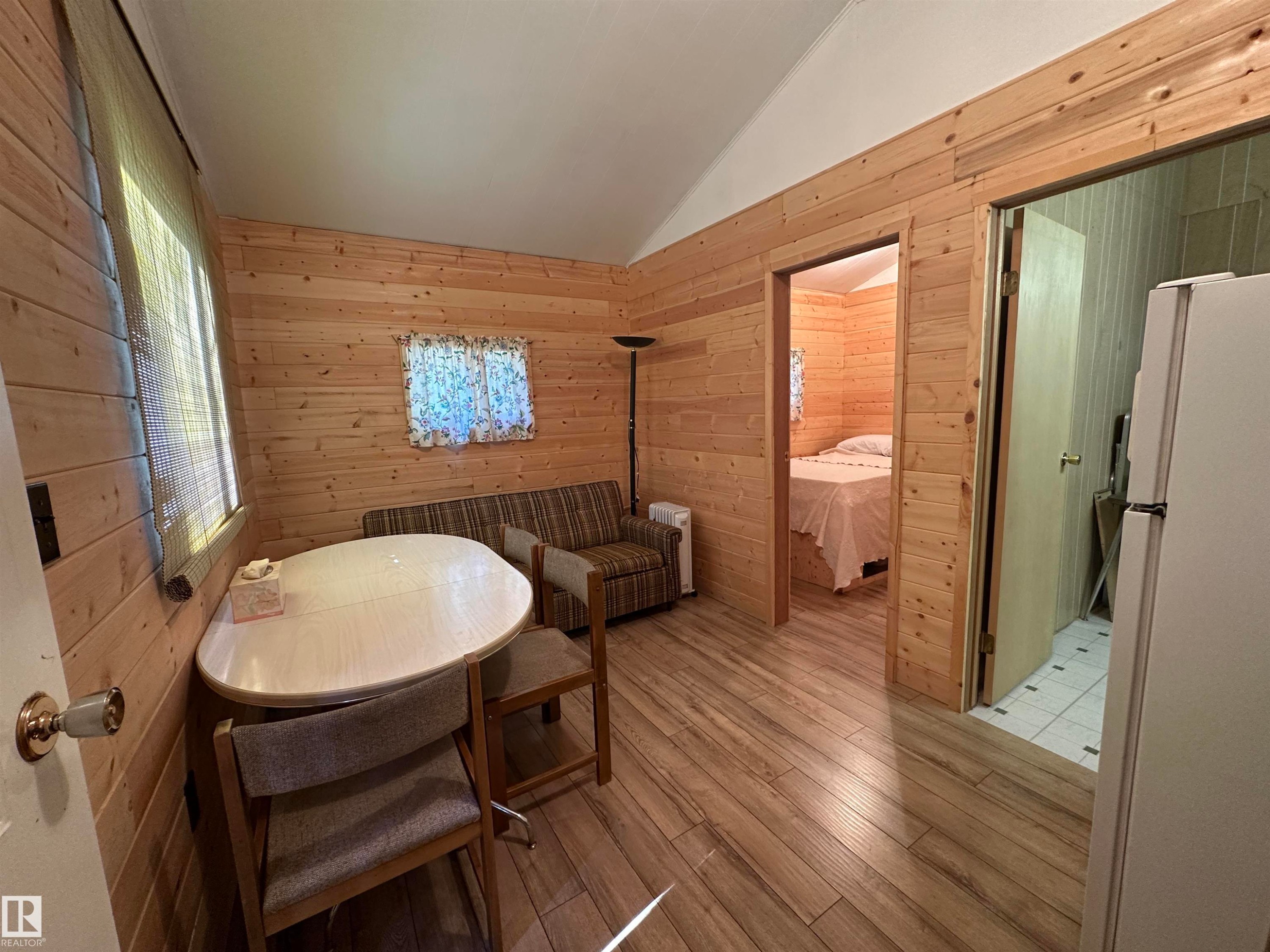 4307 Spruce Point(E), Rural Lac Ste. Anne County, AB