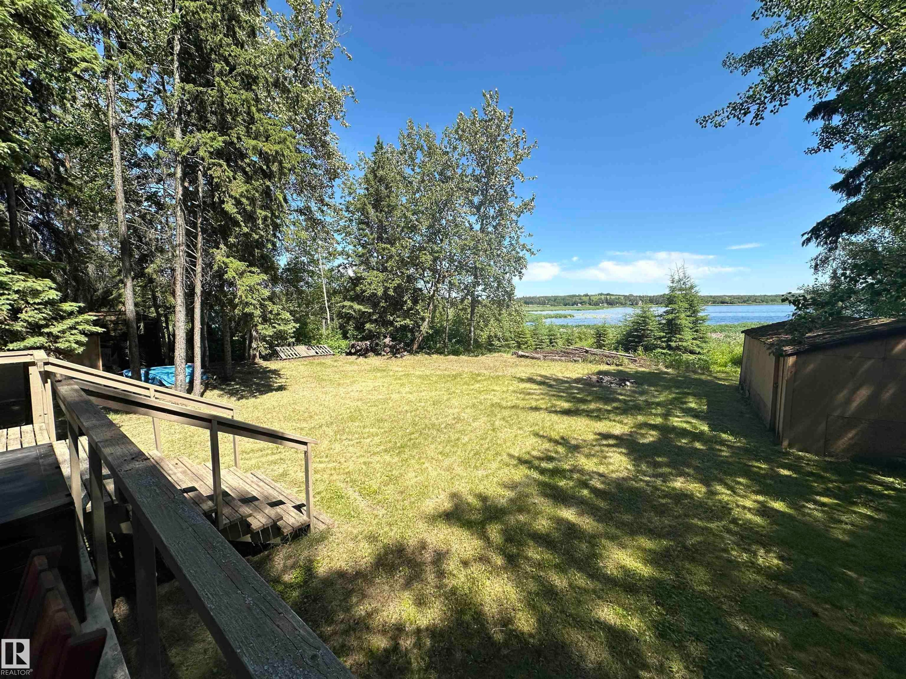 4307 Spruce Point(E), Rural Lac Ste. Anne County, AB
