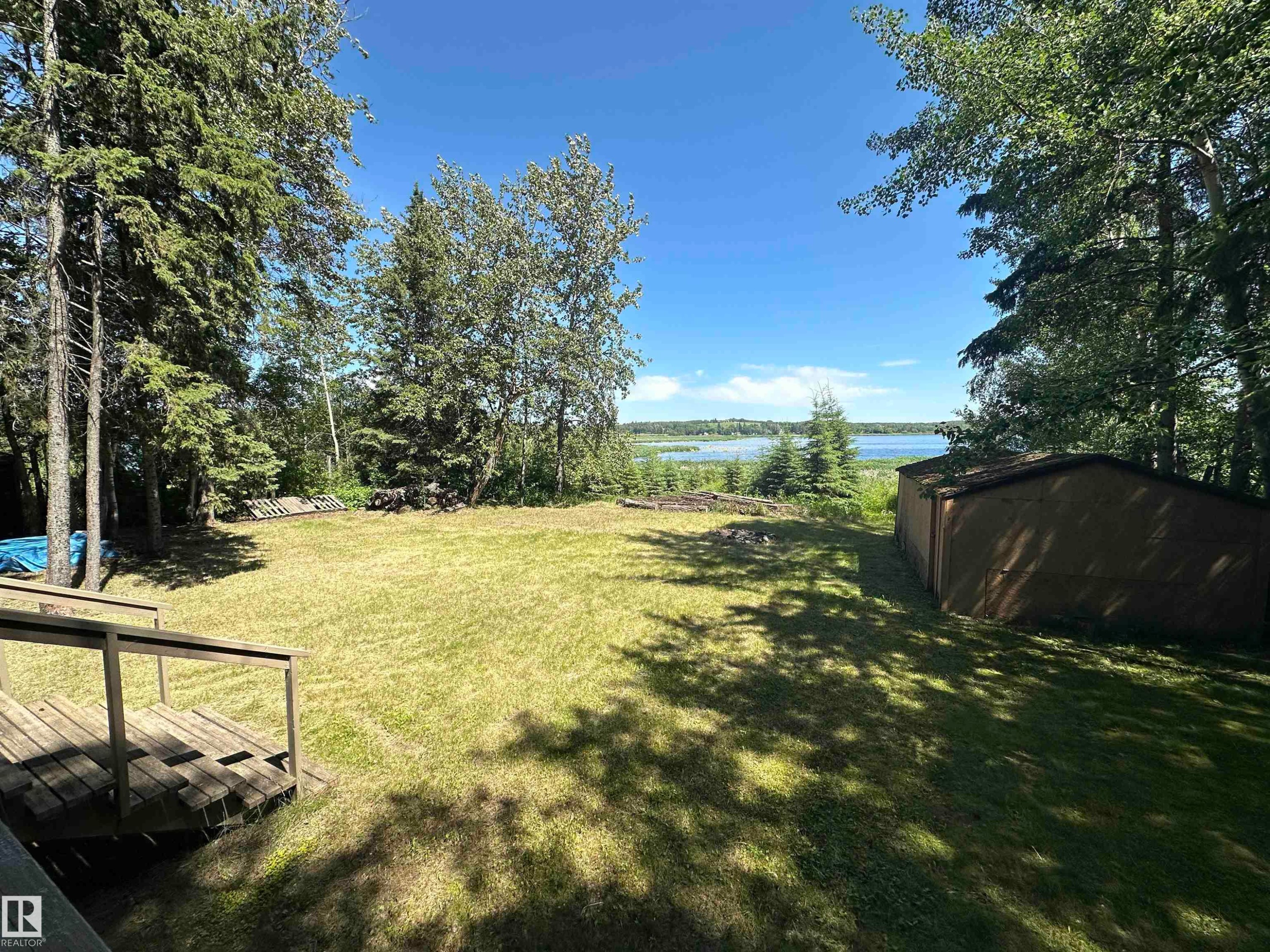 4307 Spruce Point(E), Rural Lac Ste. Anne County, AB