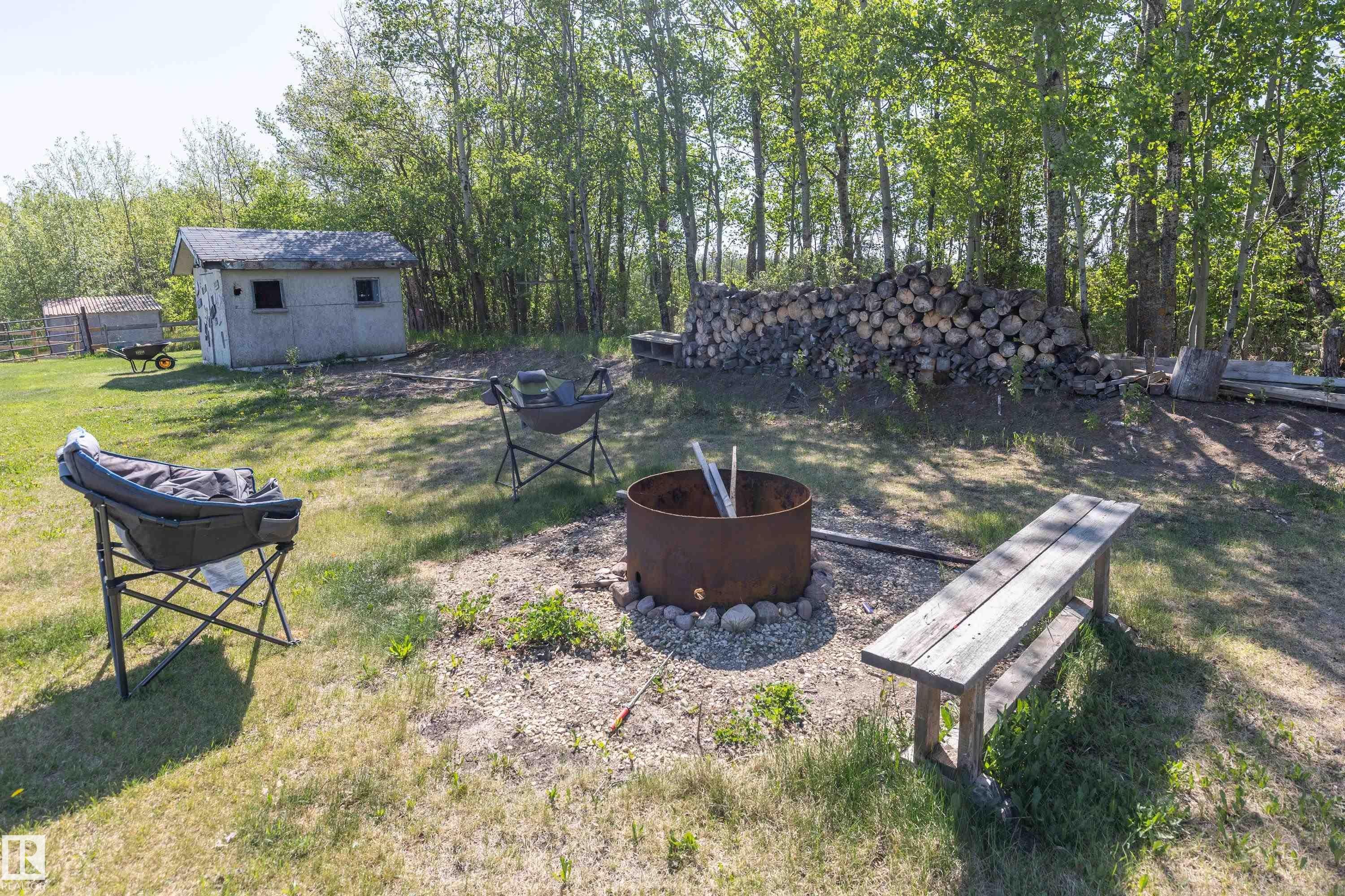 90 22111 Twp Rd 510, Rural Leduc County, AB - Outdoor