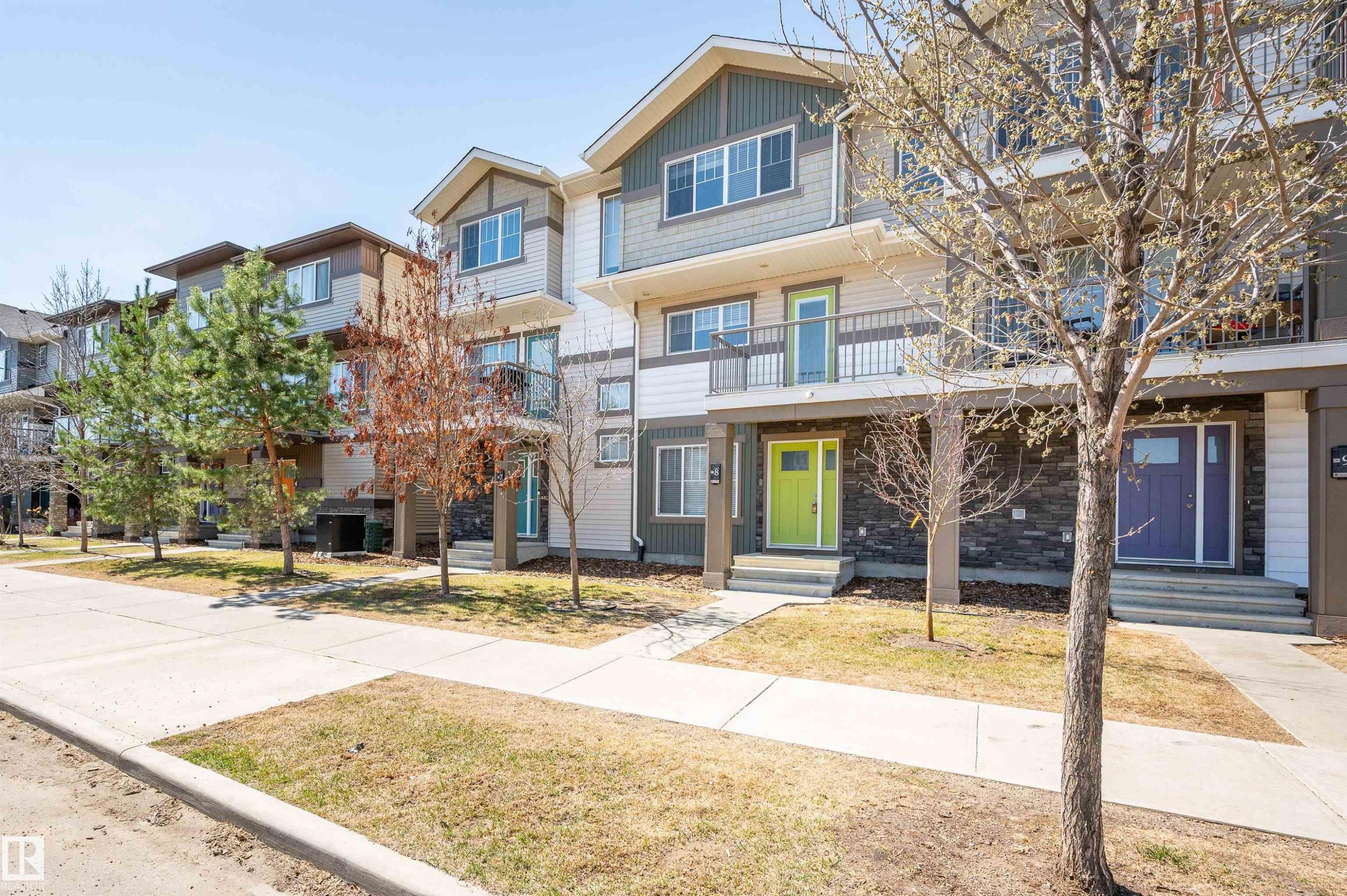 8 1530 Tamarack Boulevard, Edmonton, AB