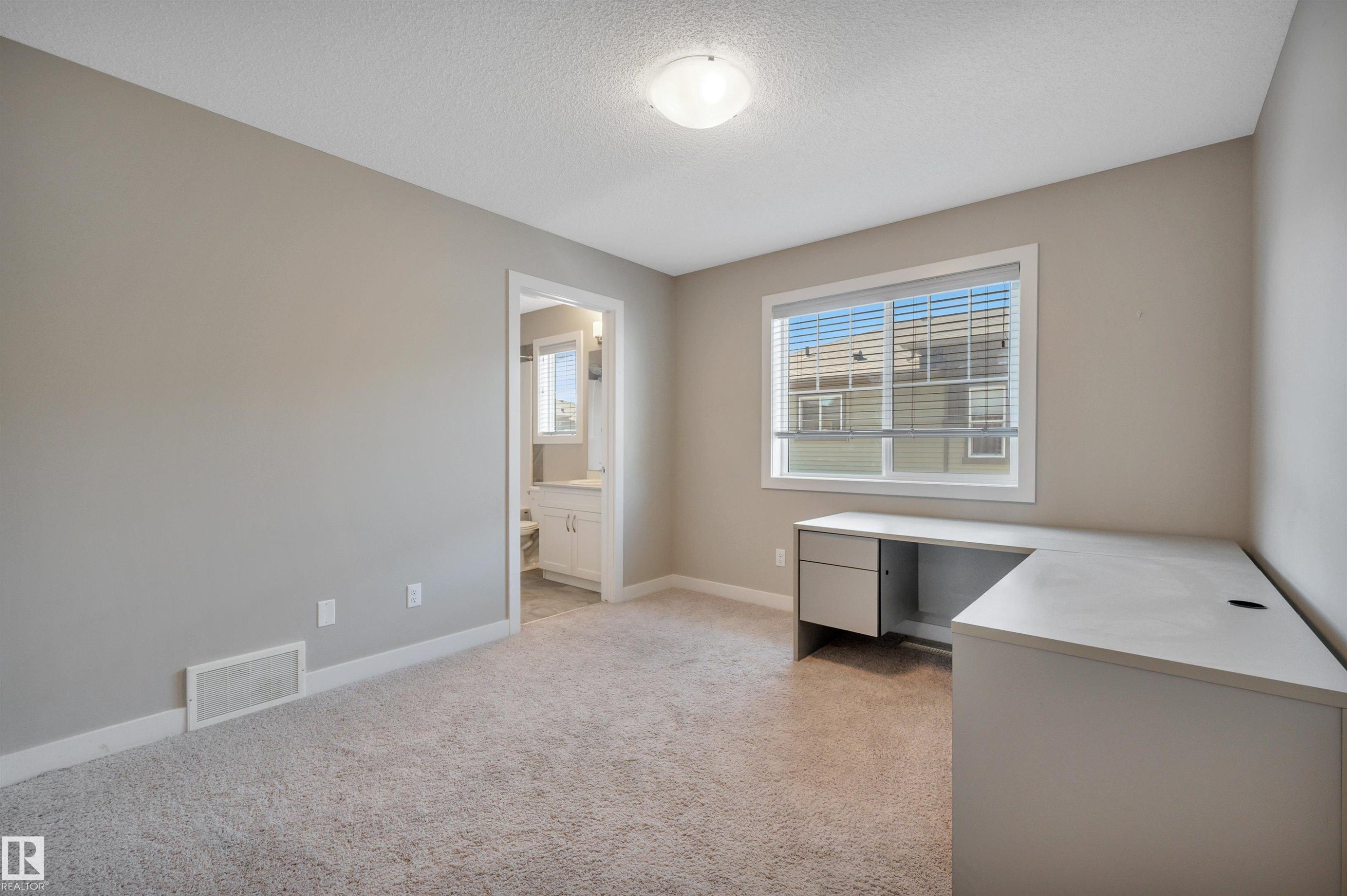 8 1530 Tamarack Boulevard, Edmonton, AB