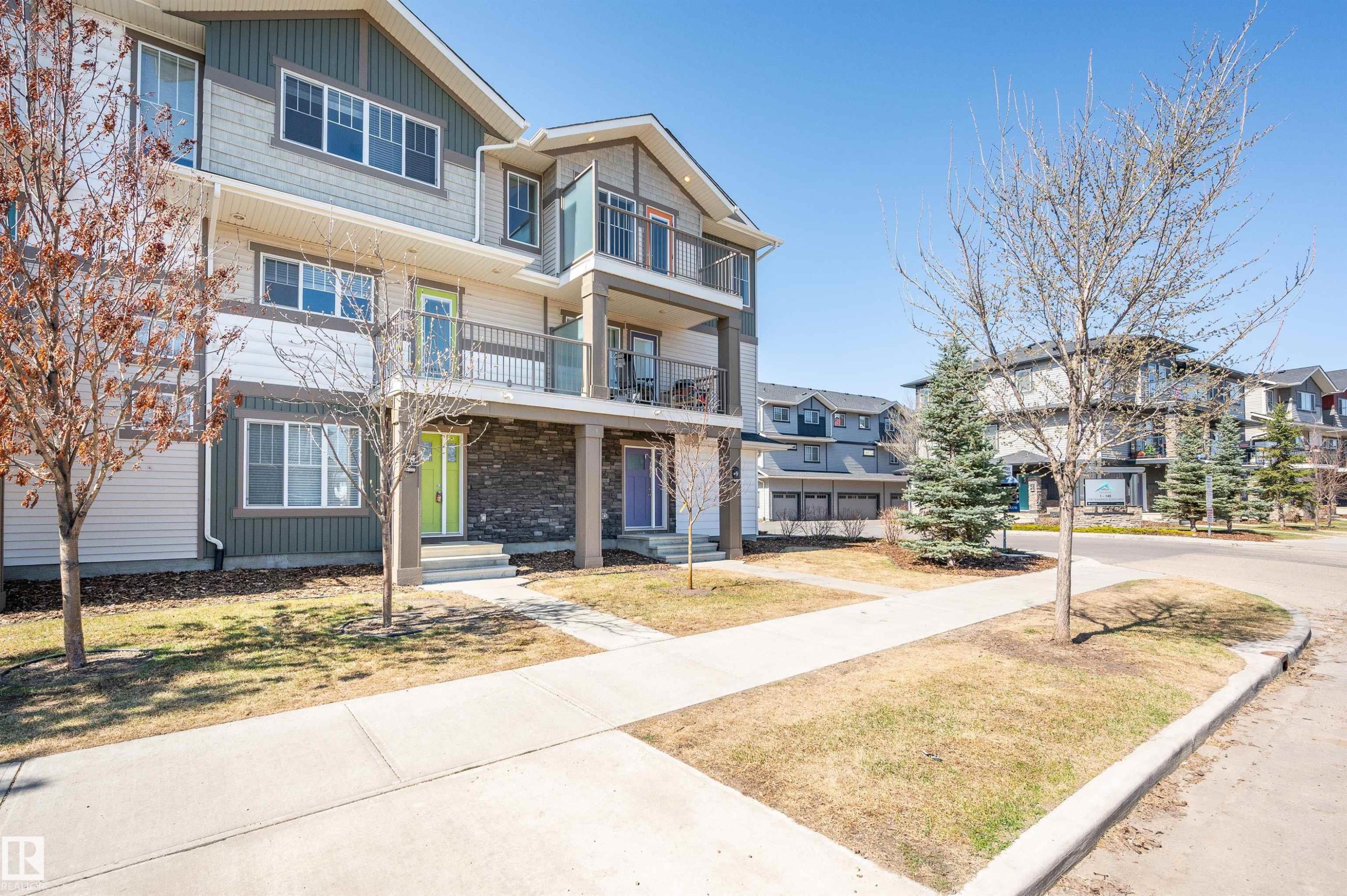 8 1530 Tamarack Boulevard, Edmonton, AB