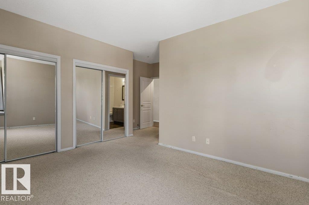 #202 10033 110 St Nw, Edmonton, AB - Indoor Photo Showing Other Room