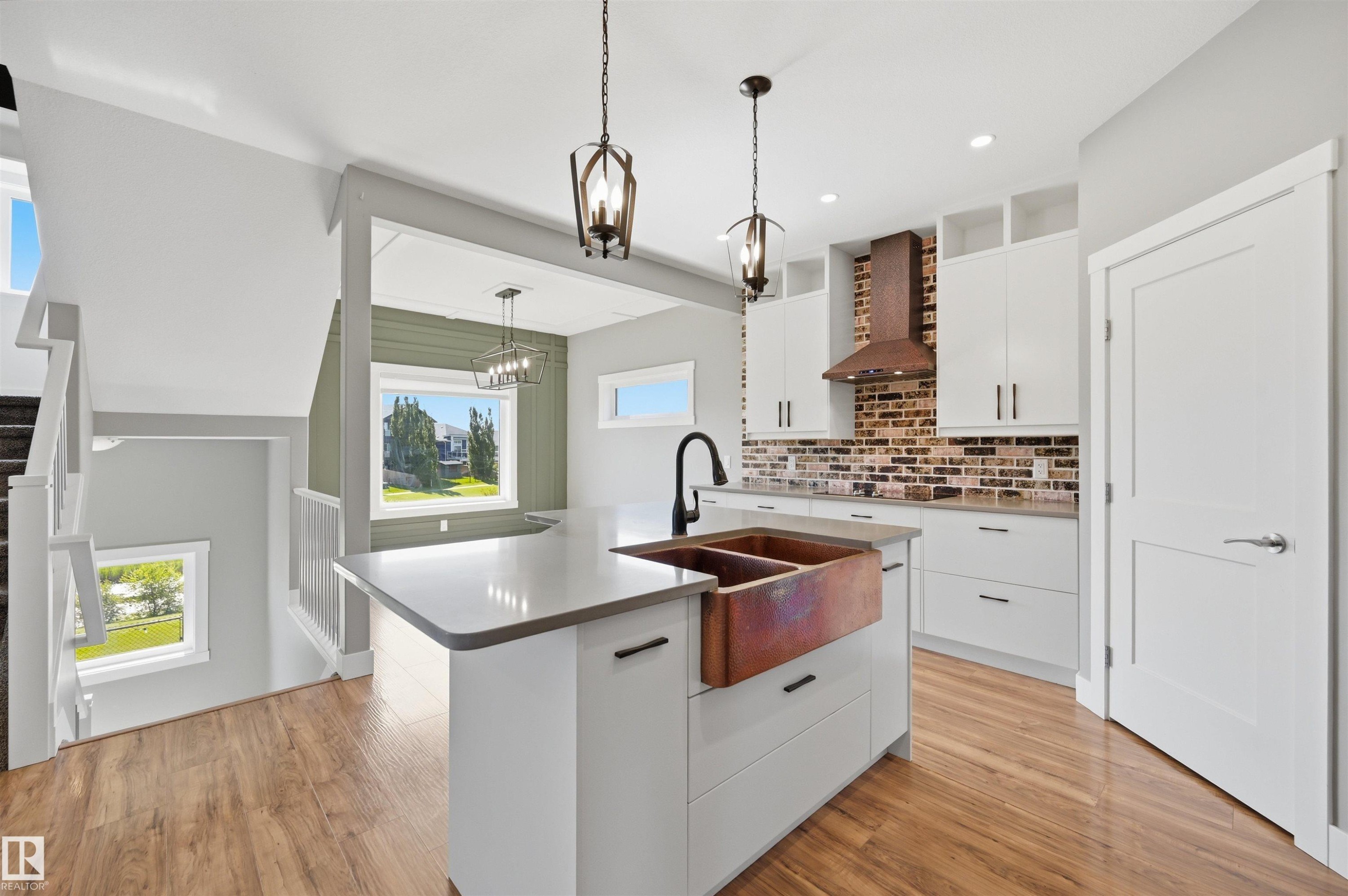 9 Southbridge Drive, Calmar, AB