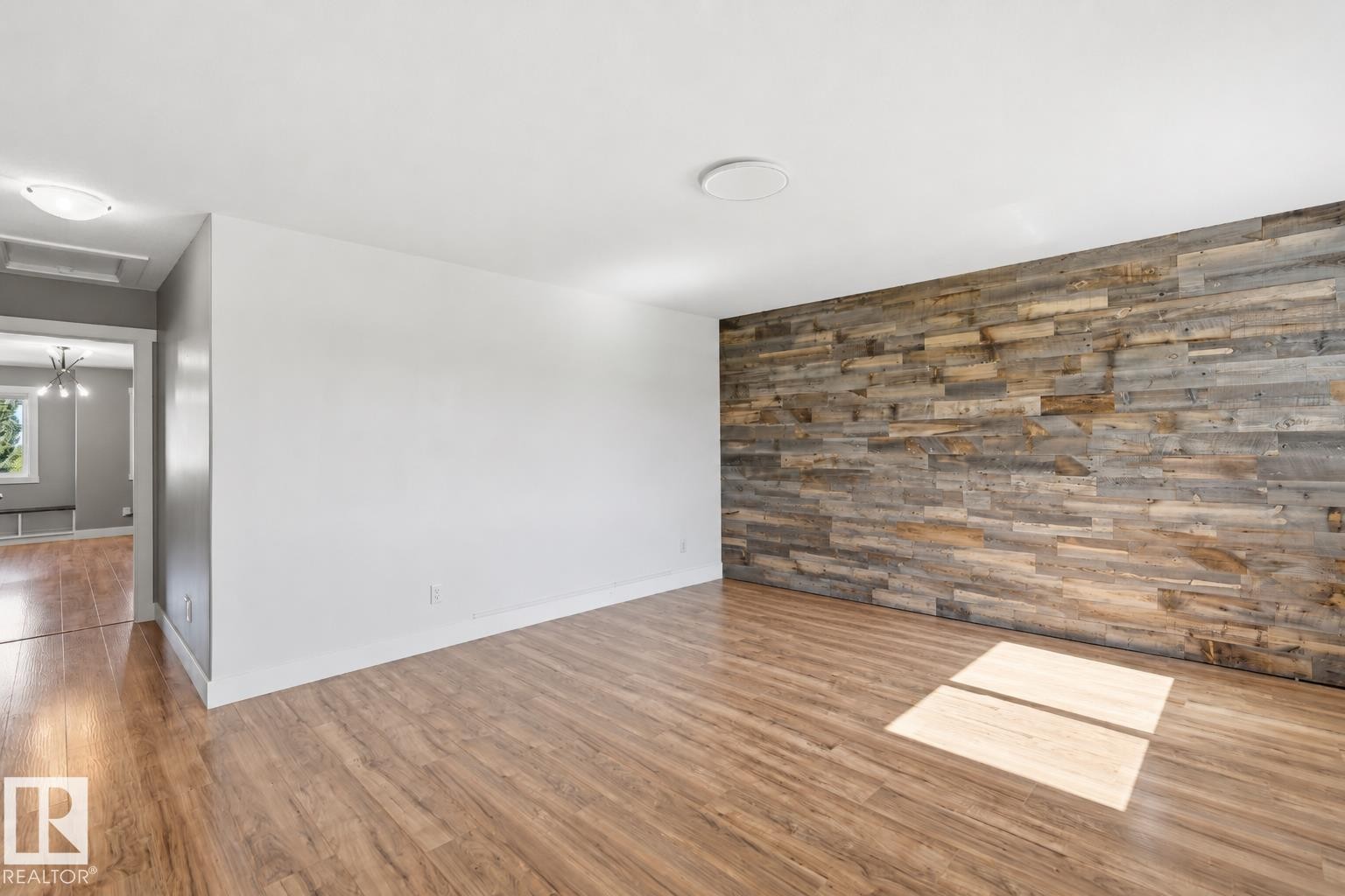 9 Southbridge Drive, Calmar, AB
