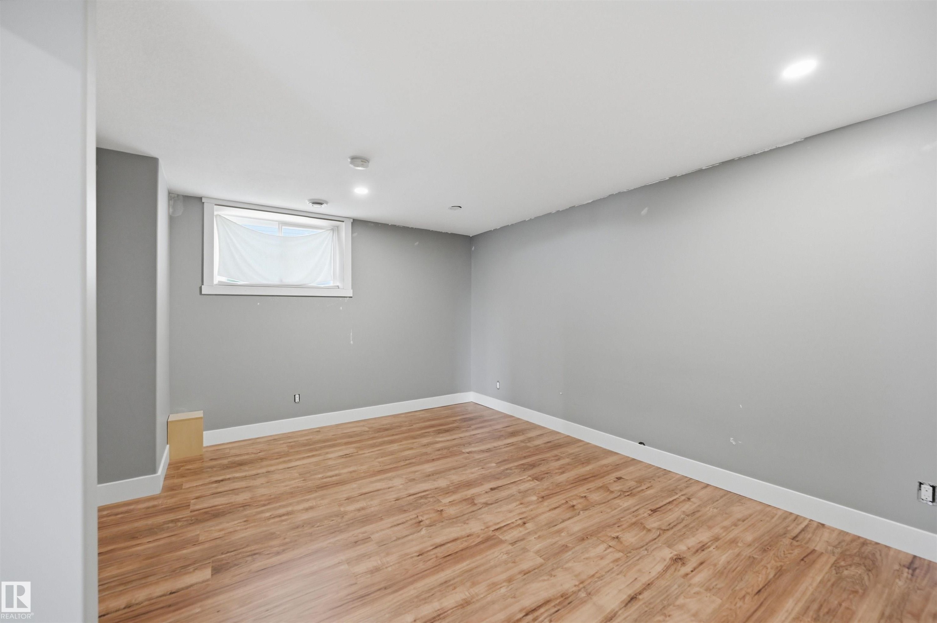 9 Southbridge Drive, Calmar, AB