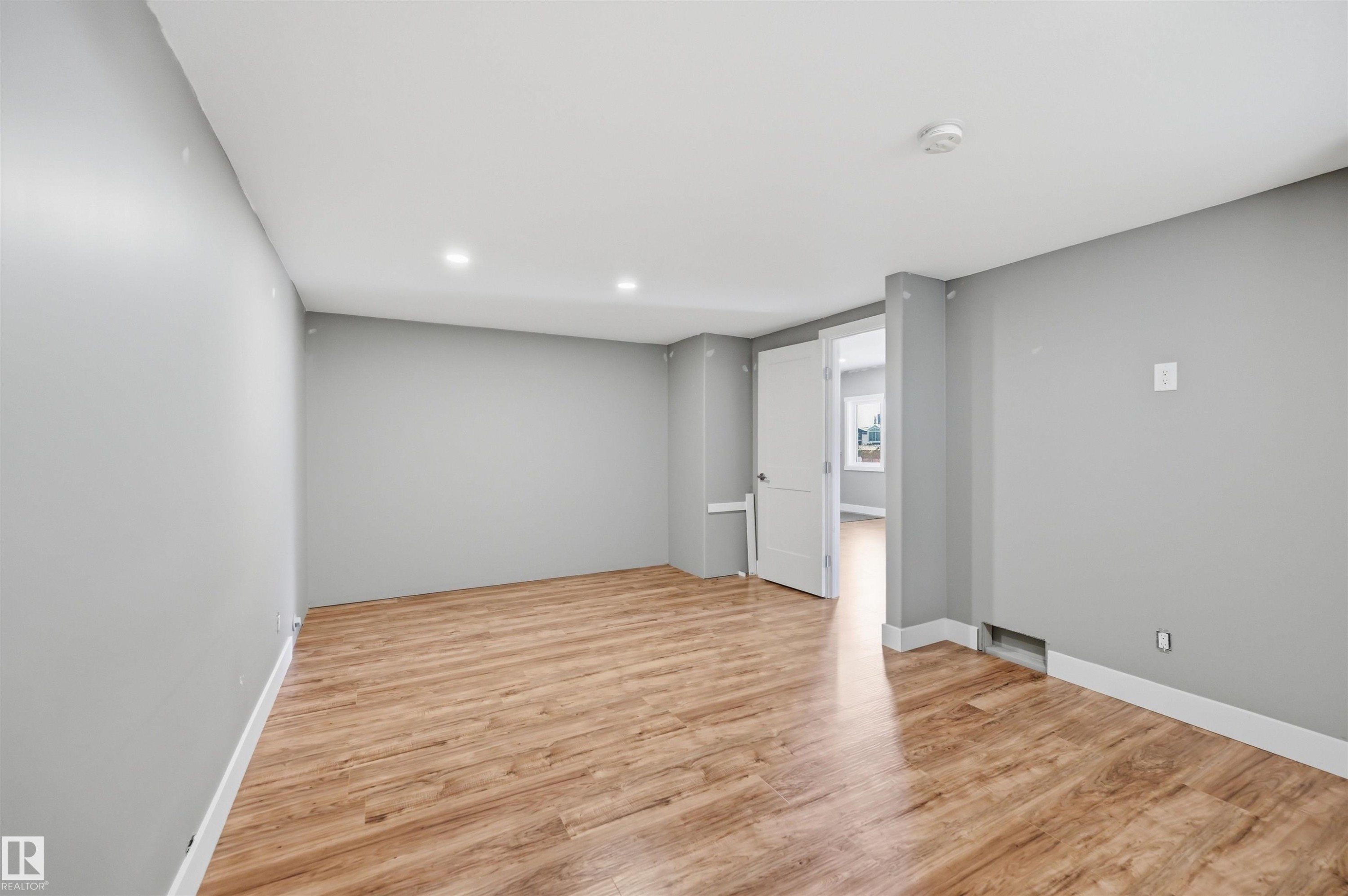 9 Southbridge Drive, Calmar, AB