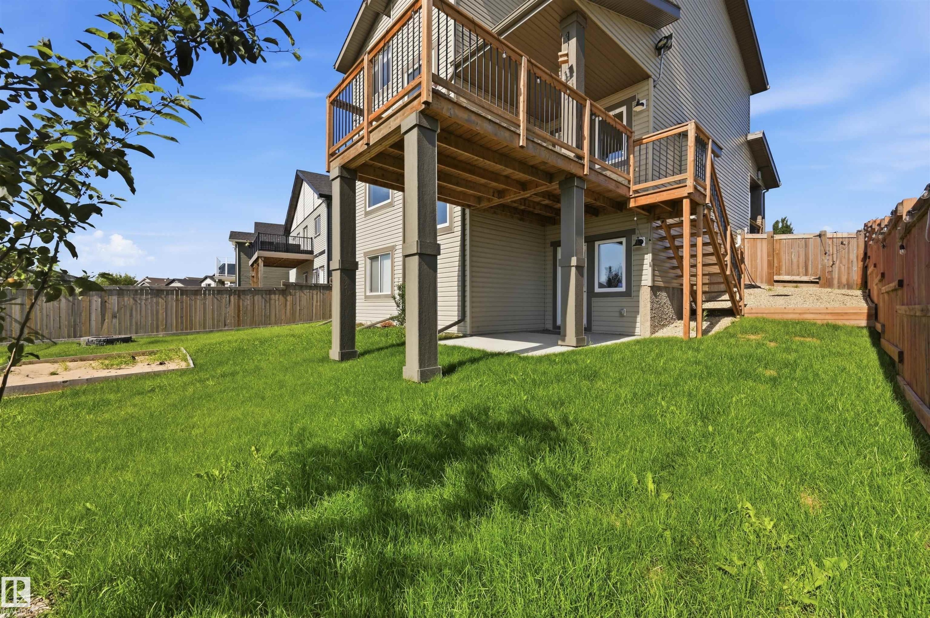 9 Southbridge Drive, Calmar, AB