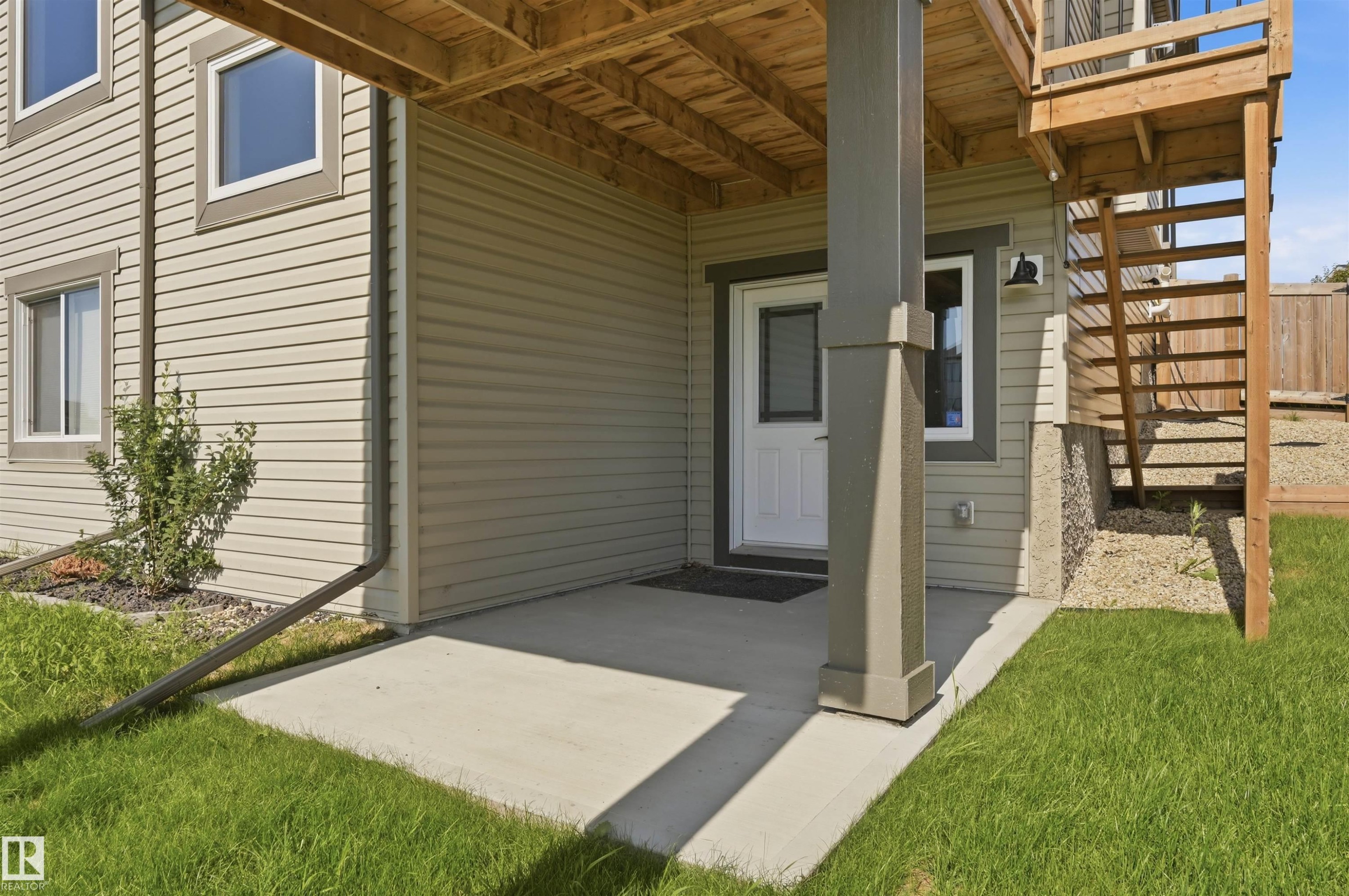 9 Southbridge Drive, Calmar, AB