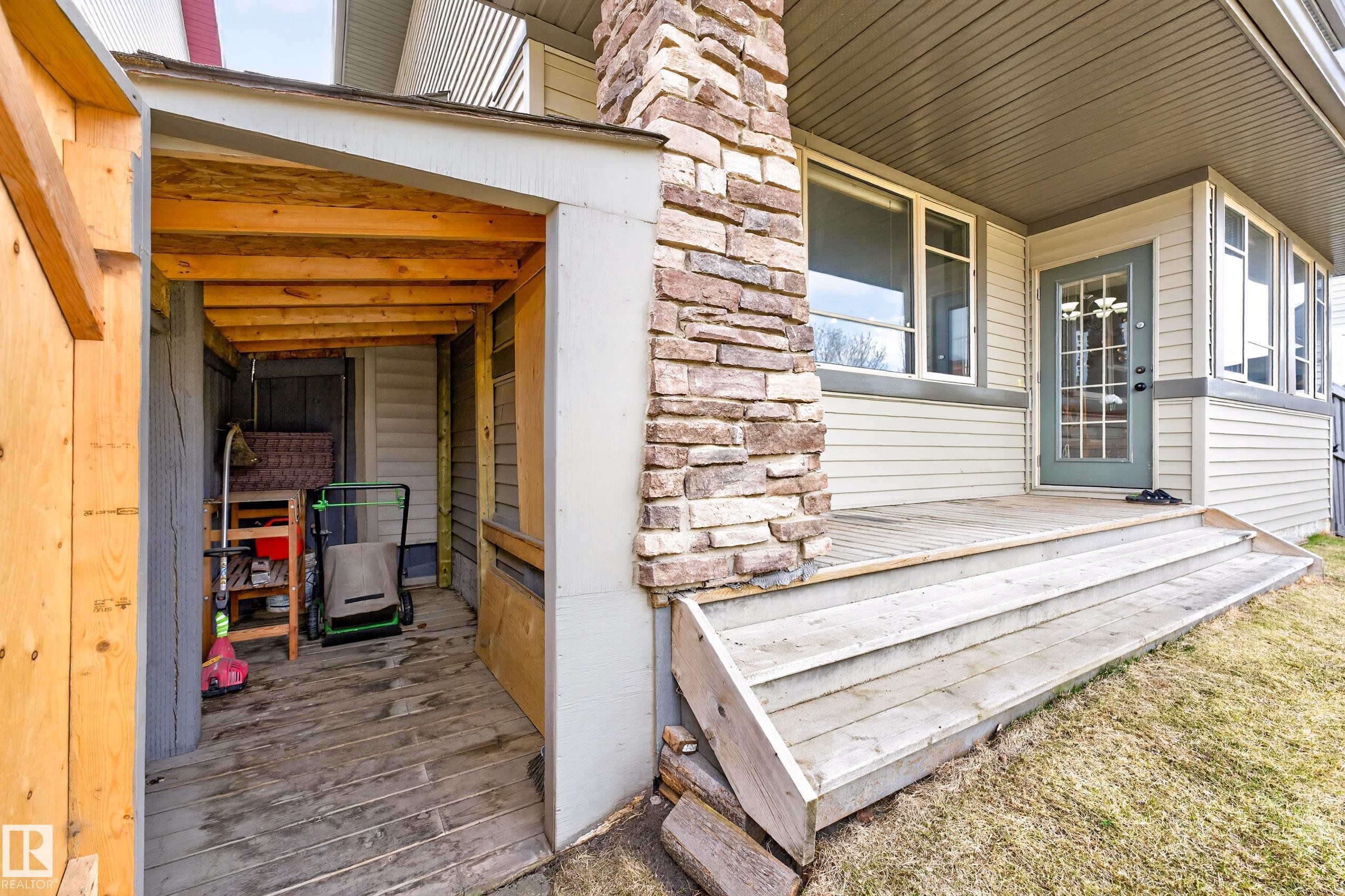 506 Adams Way Sw, Edmonton, AB - Outdoor With Exterior