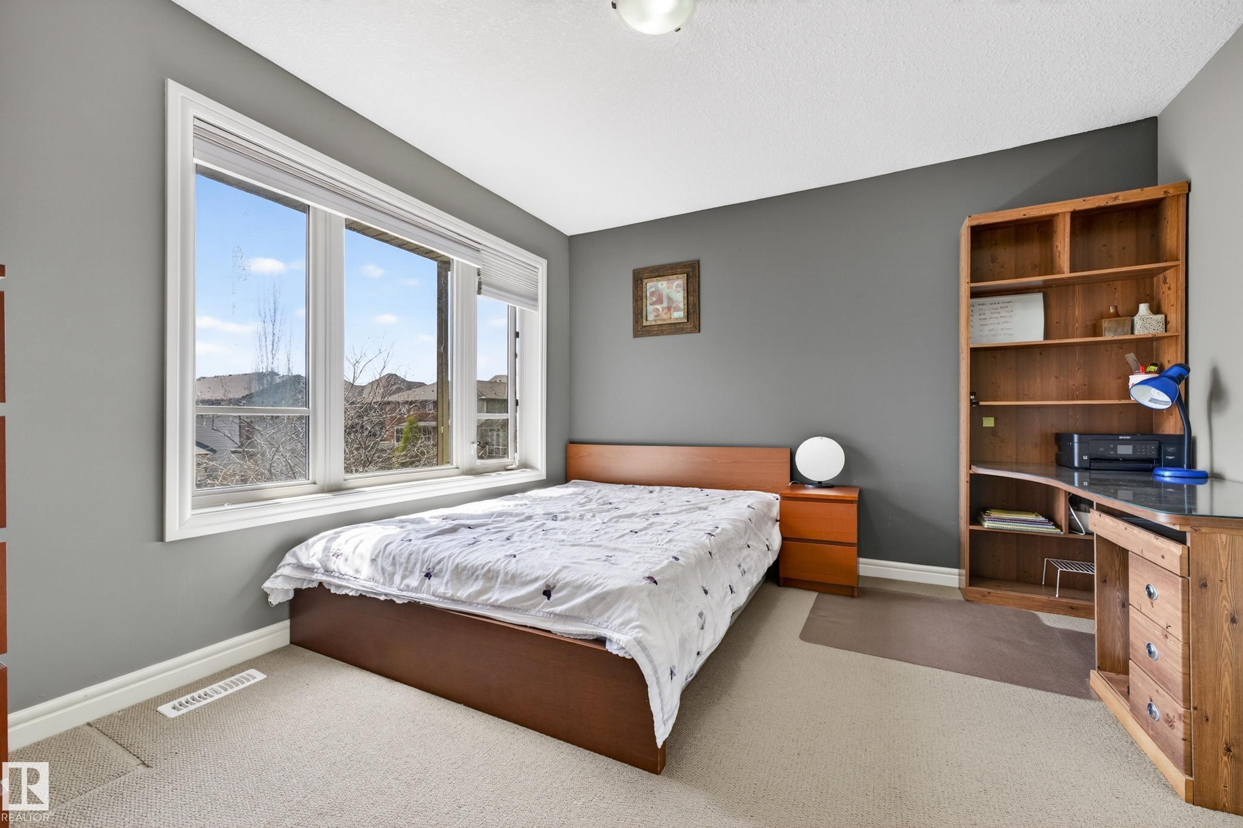 506 Adams Way Sw, Edmonton, AB - Indoor Photo Showing Bedroom