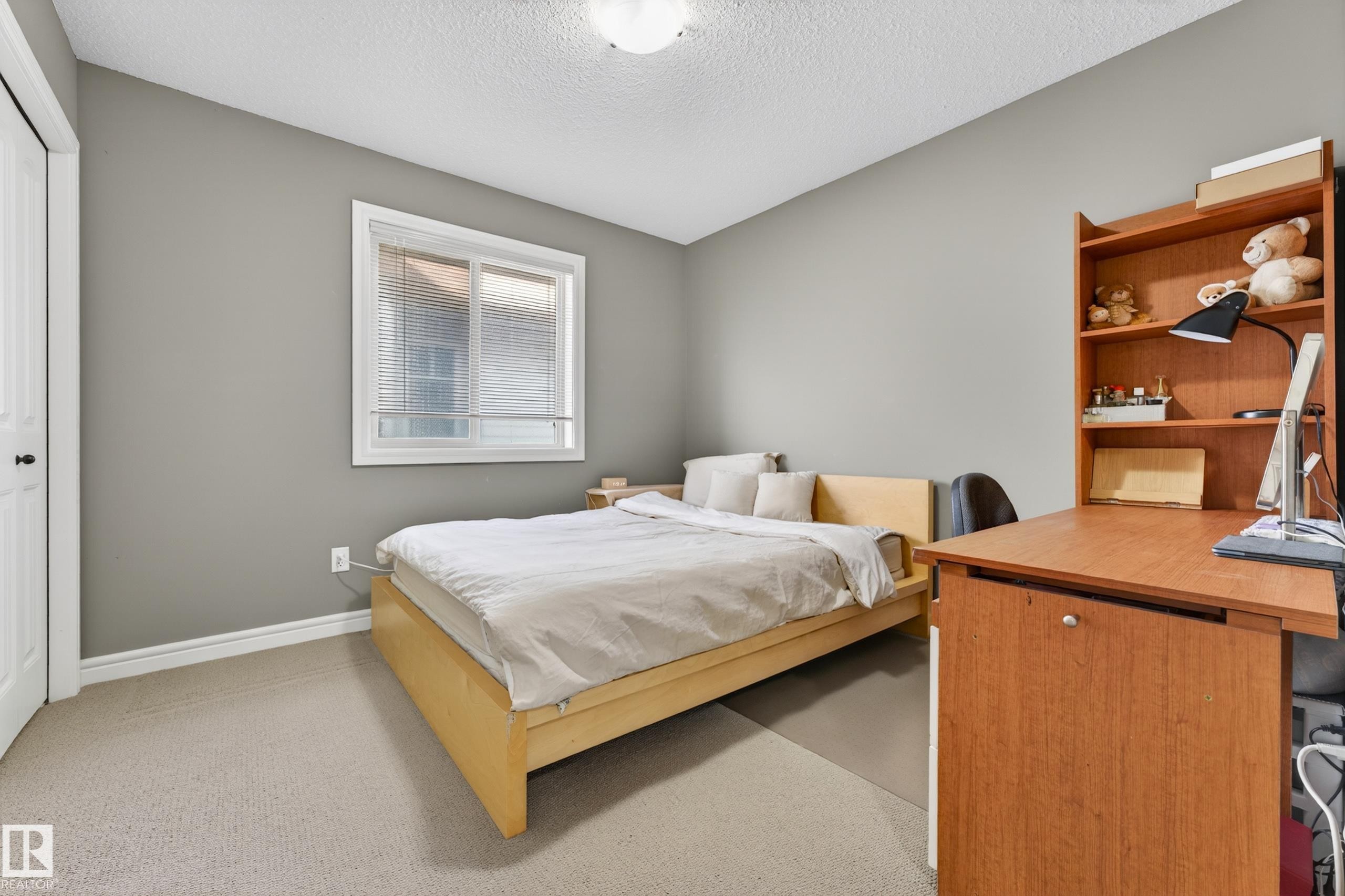 506 Adams Way Sw, Edmonton, AB - Indoor Photo Showing Bedroom