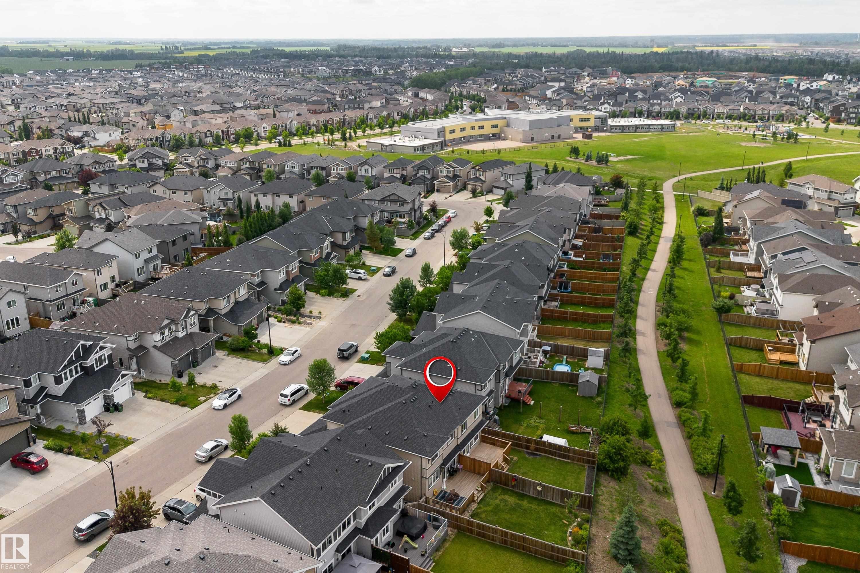 8589 Cushing Place Sw, Edmonton, AB - Outdoor With View