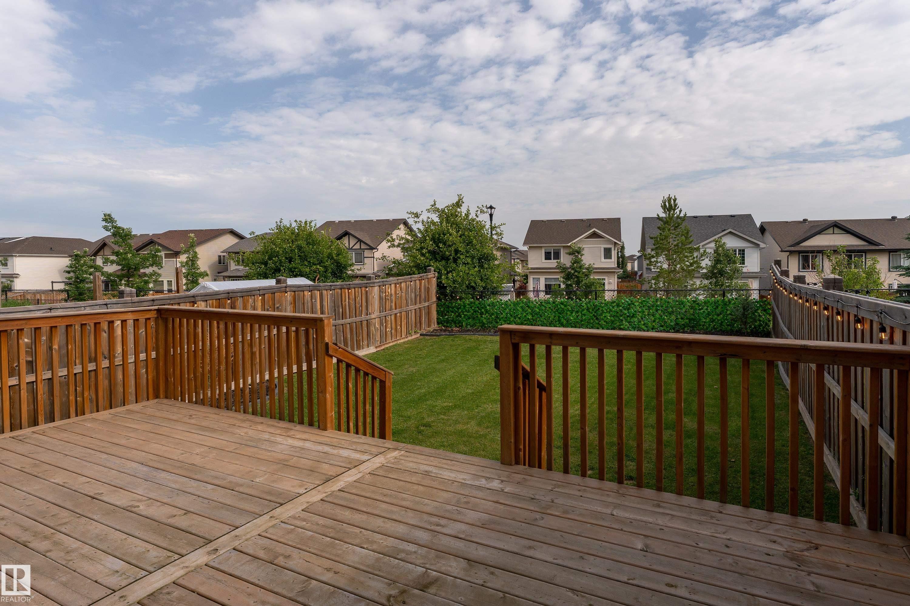 8589 Cushing Place Sw, Edmonton, AB - Outdoor With Deck Patio Veranda