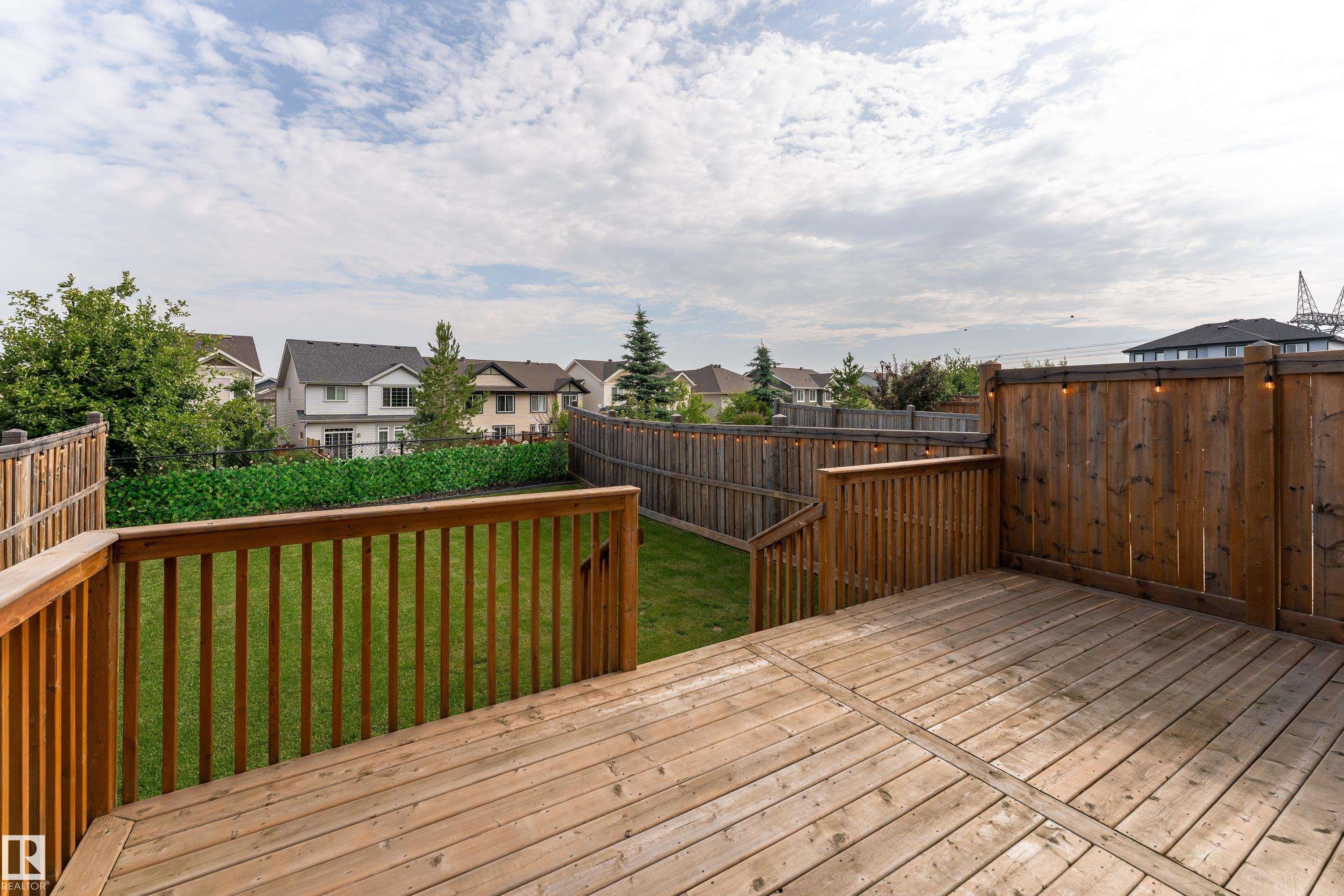 8589 Cushing Place Sw, Edmonton, AB - Outdoor With Deck Patio Veranda
