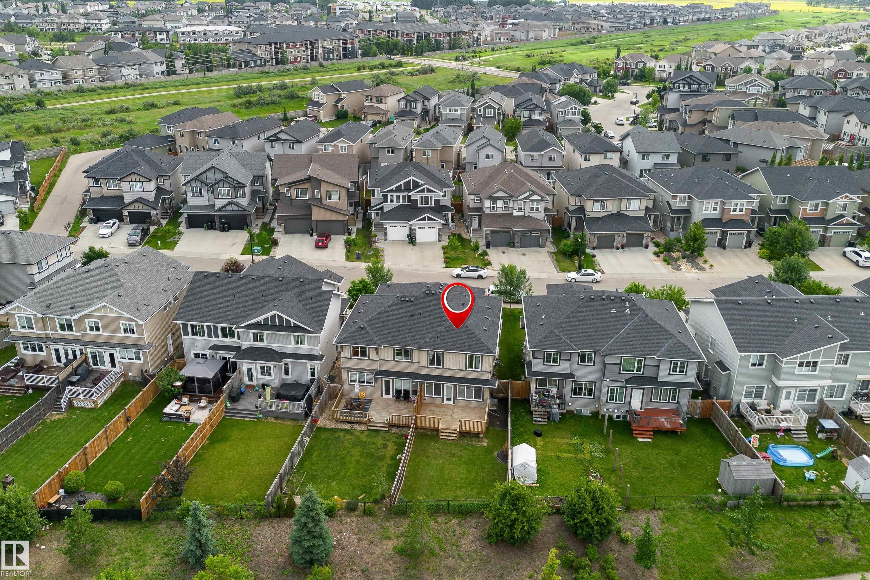 8589 Cushing Place Sw, Edmonton, AB - Outdoor With View