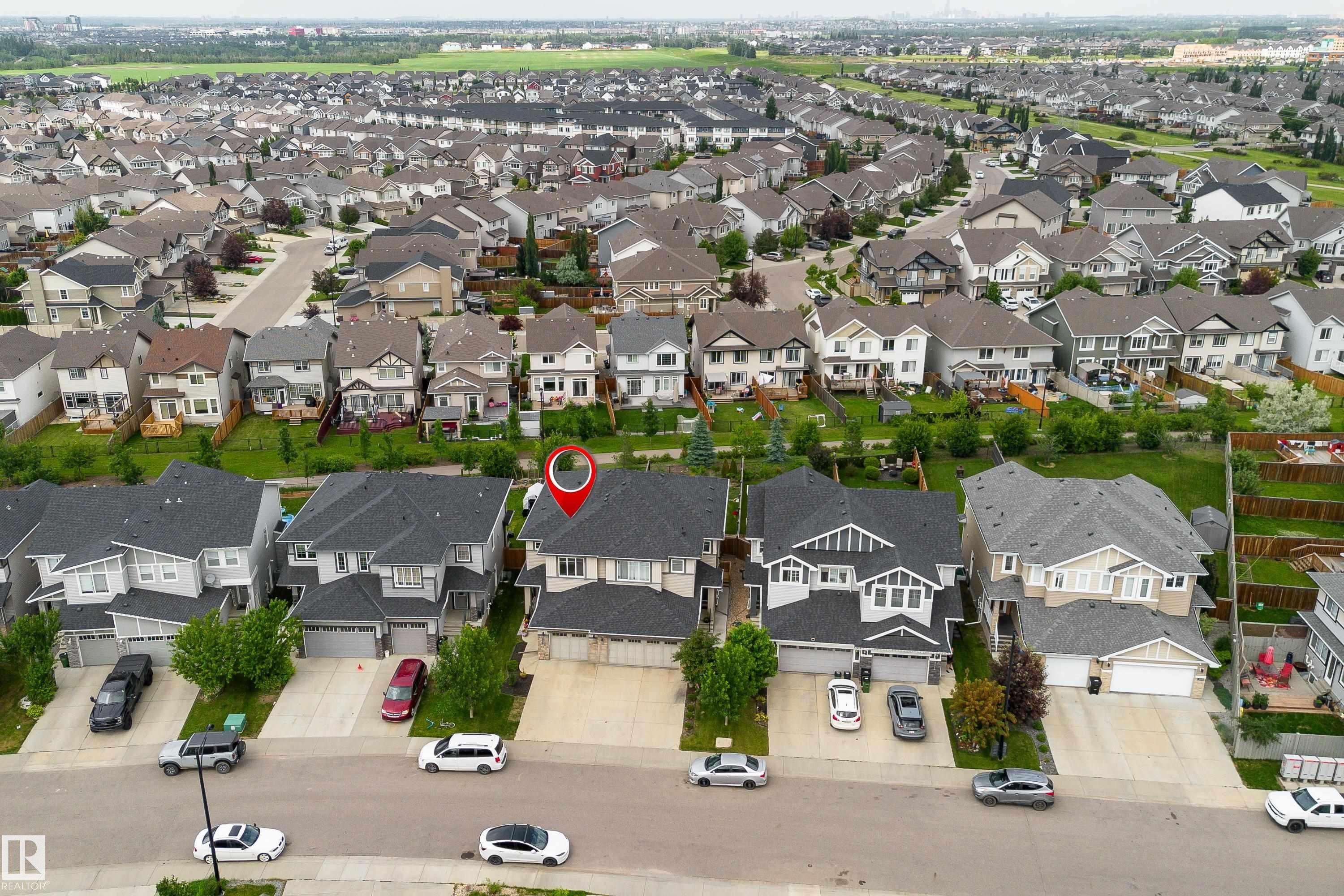 8589 Cushing Place Sw, Edmonton, AB - Outdoor With View