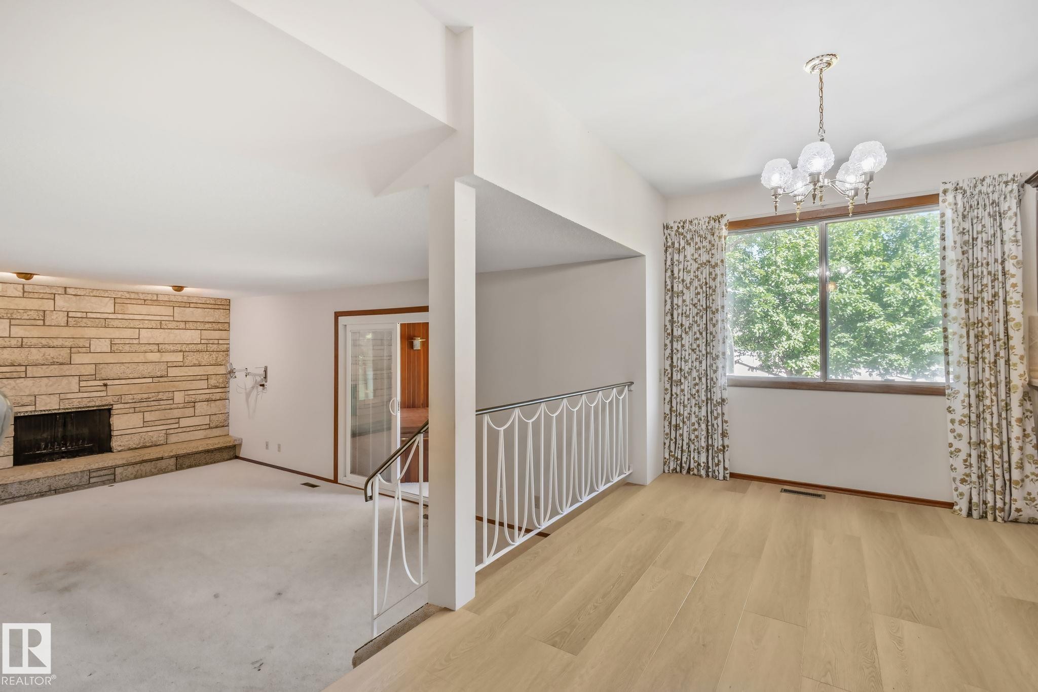 10904 40A Avenue, Edmonton, AB