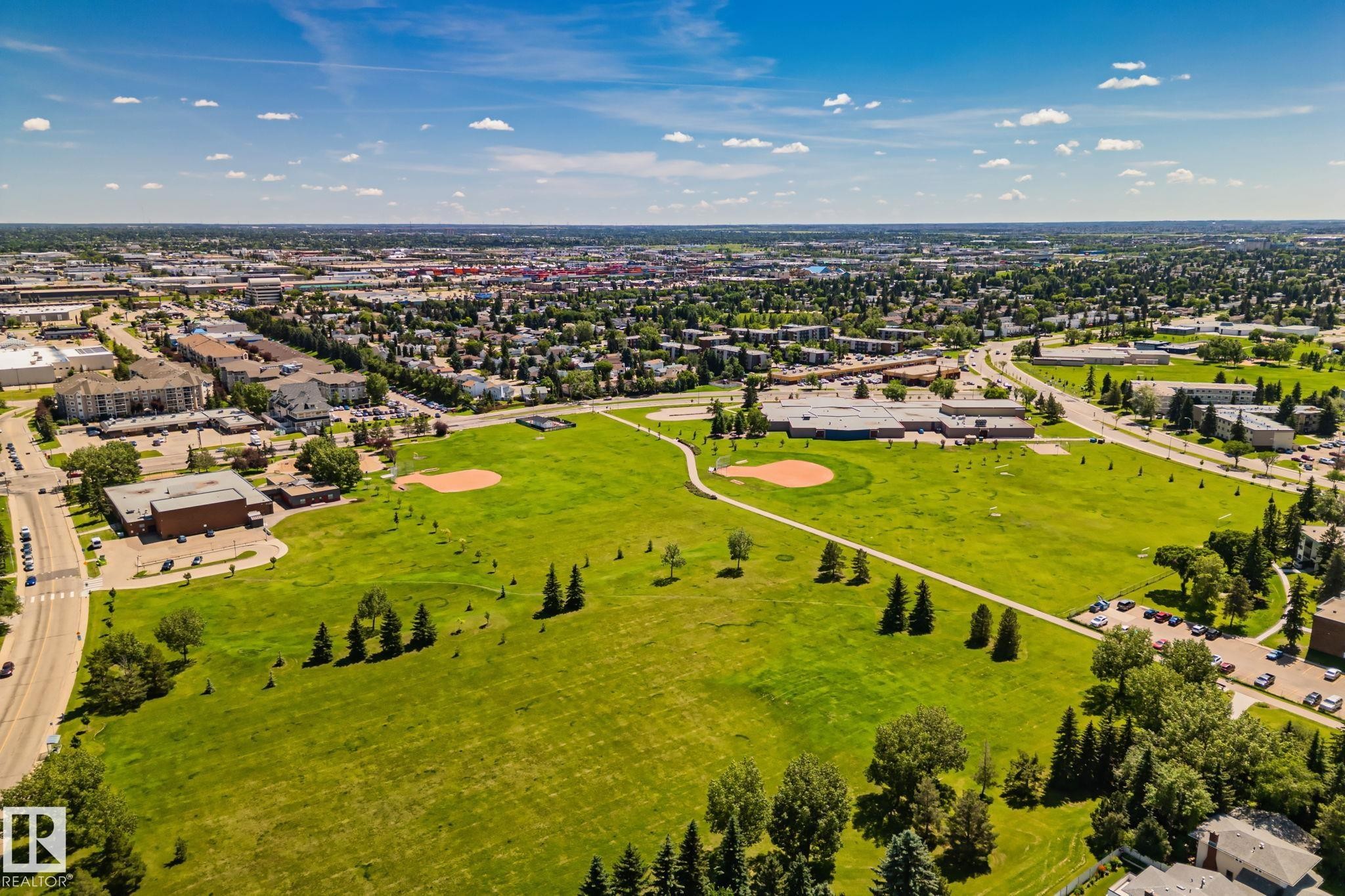10904 40A Avenue, Edmonton, AB