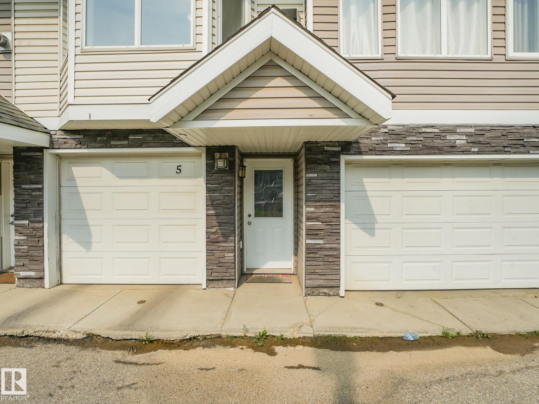 5 13215 153 Avenue, Edmonton, AB