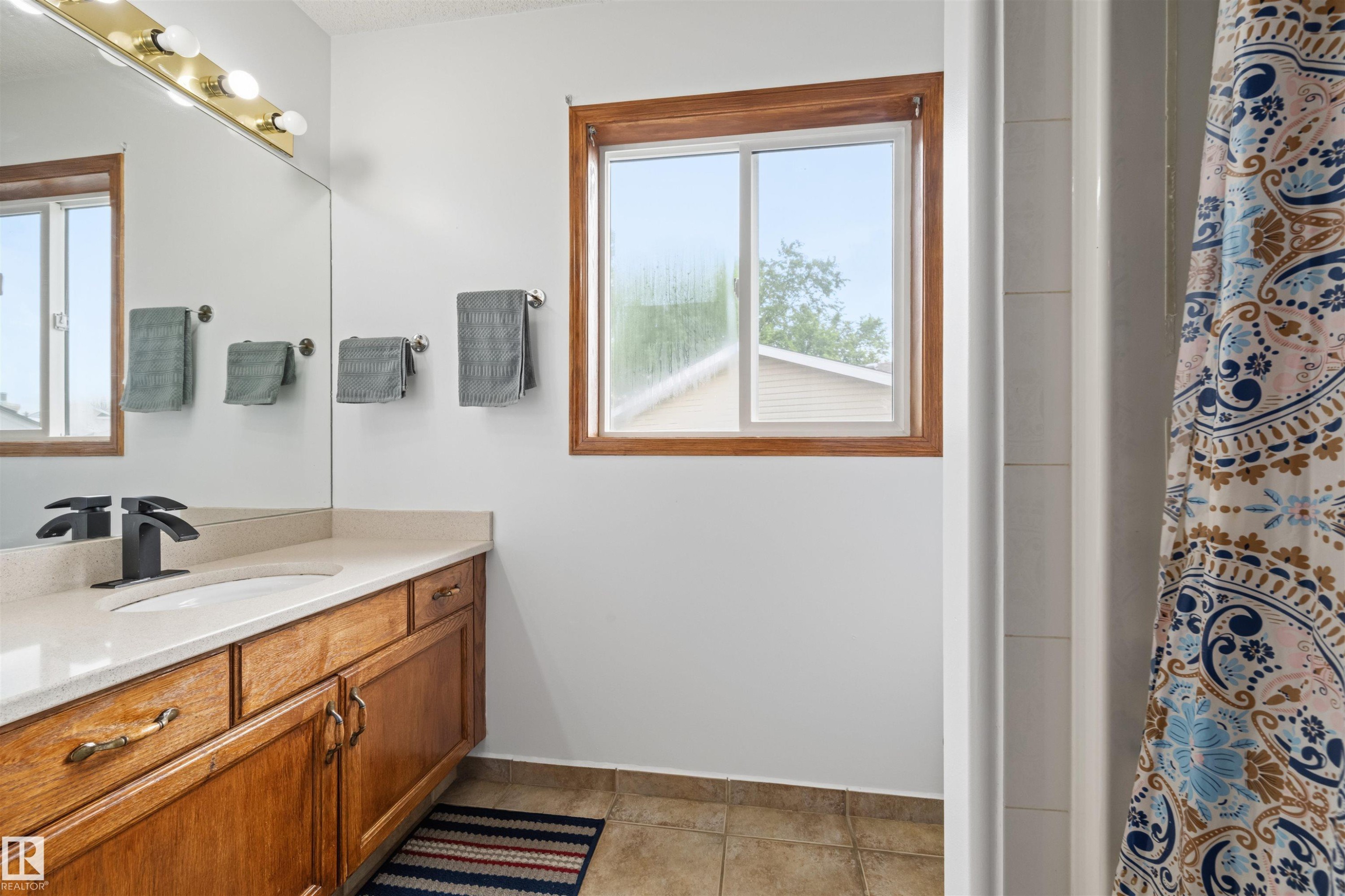 17219 113 Street, Edmonton, AB