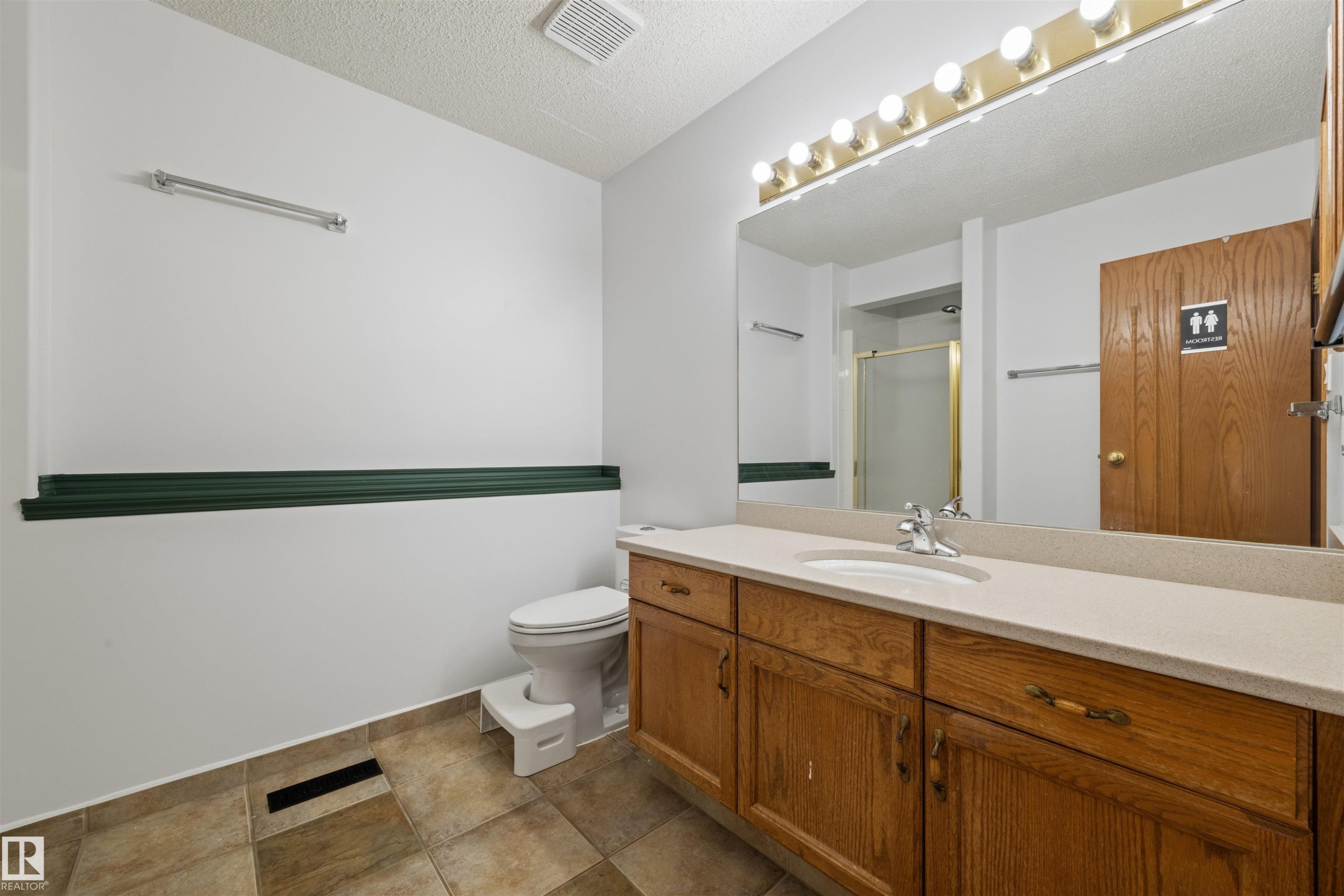 17219 113 Street, Edmonton, AB