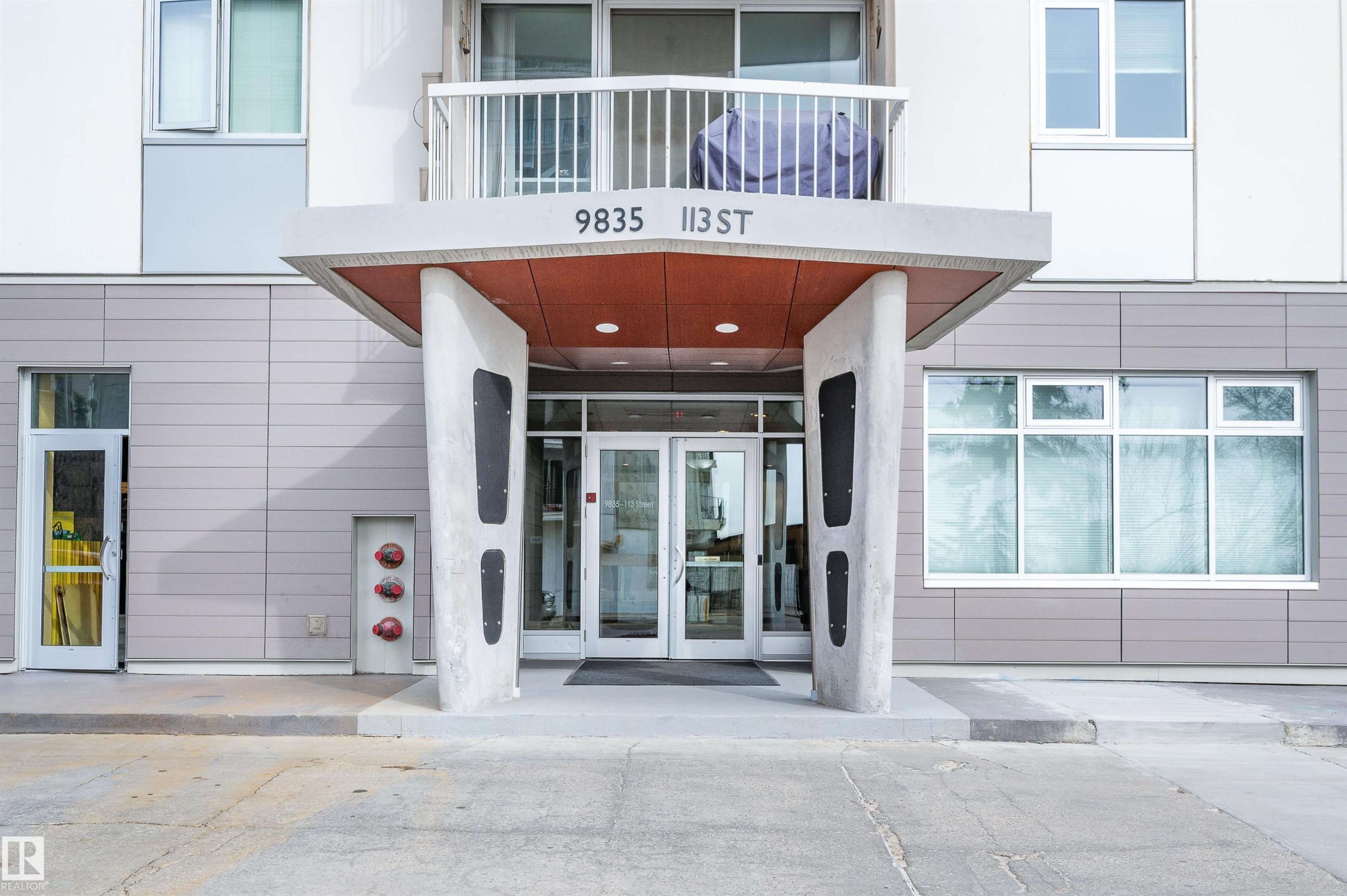 205 9835 113 Street, Edmonton, AB