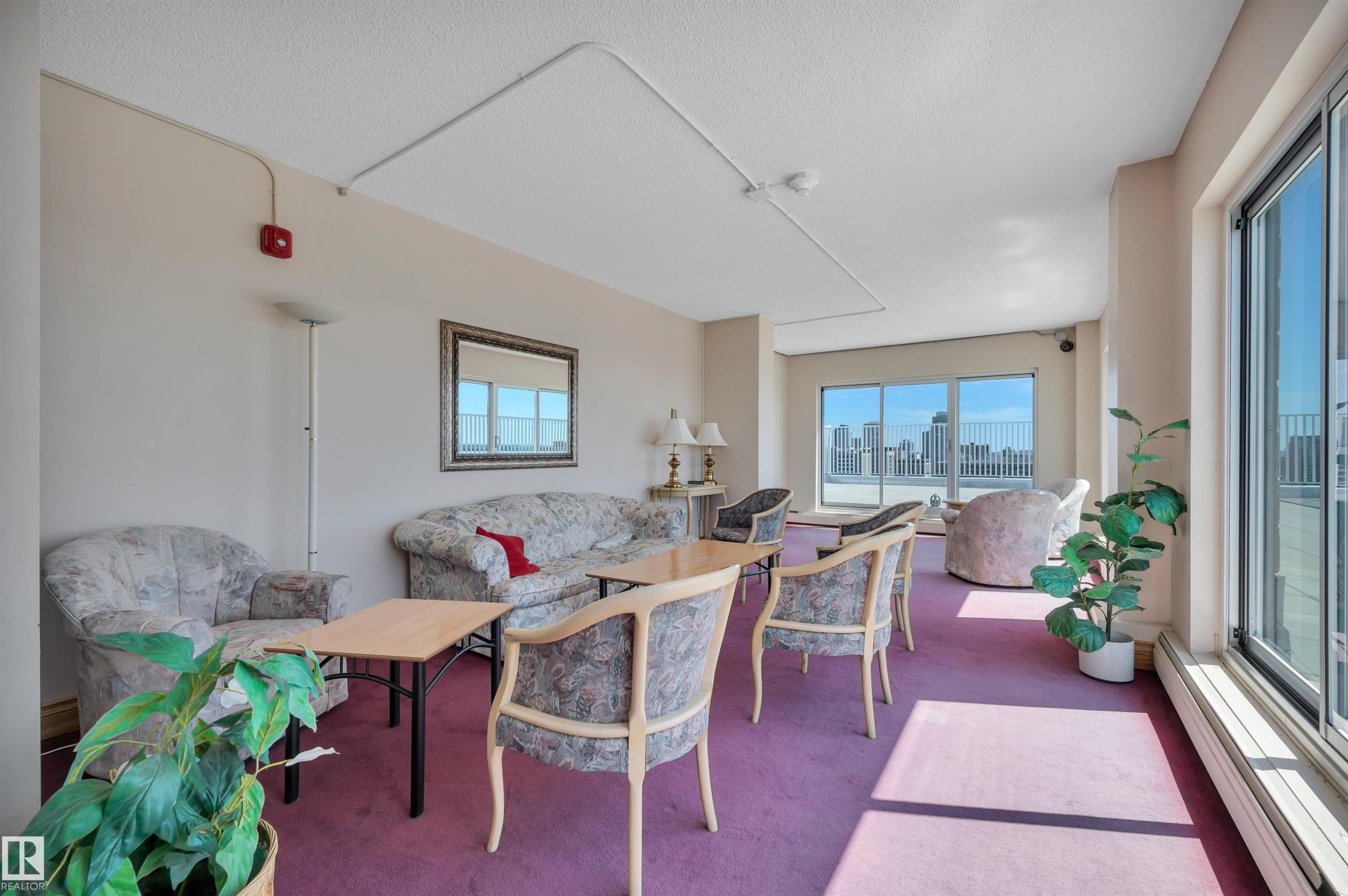 205 9835 113 Street, Edmonton, AB