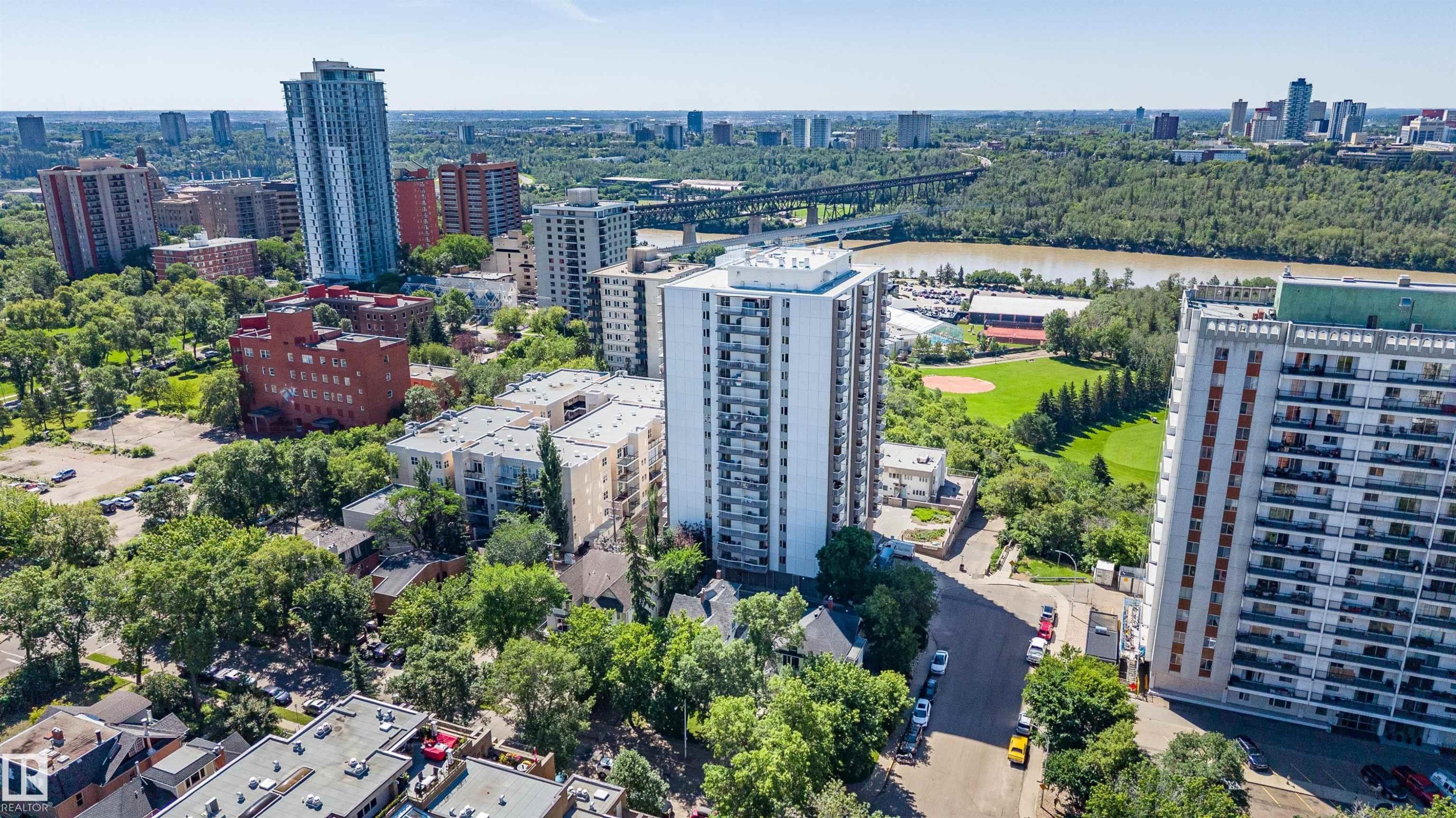 205 9835 113 Street, Edmonton, AB